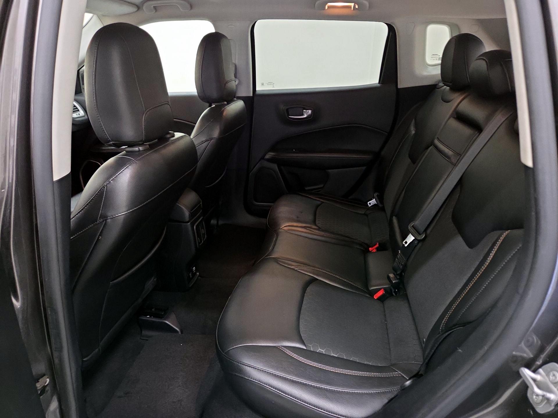 Thumbnail: 2018 Jeep Compass - 19