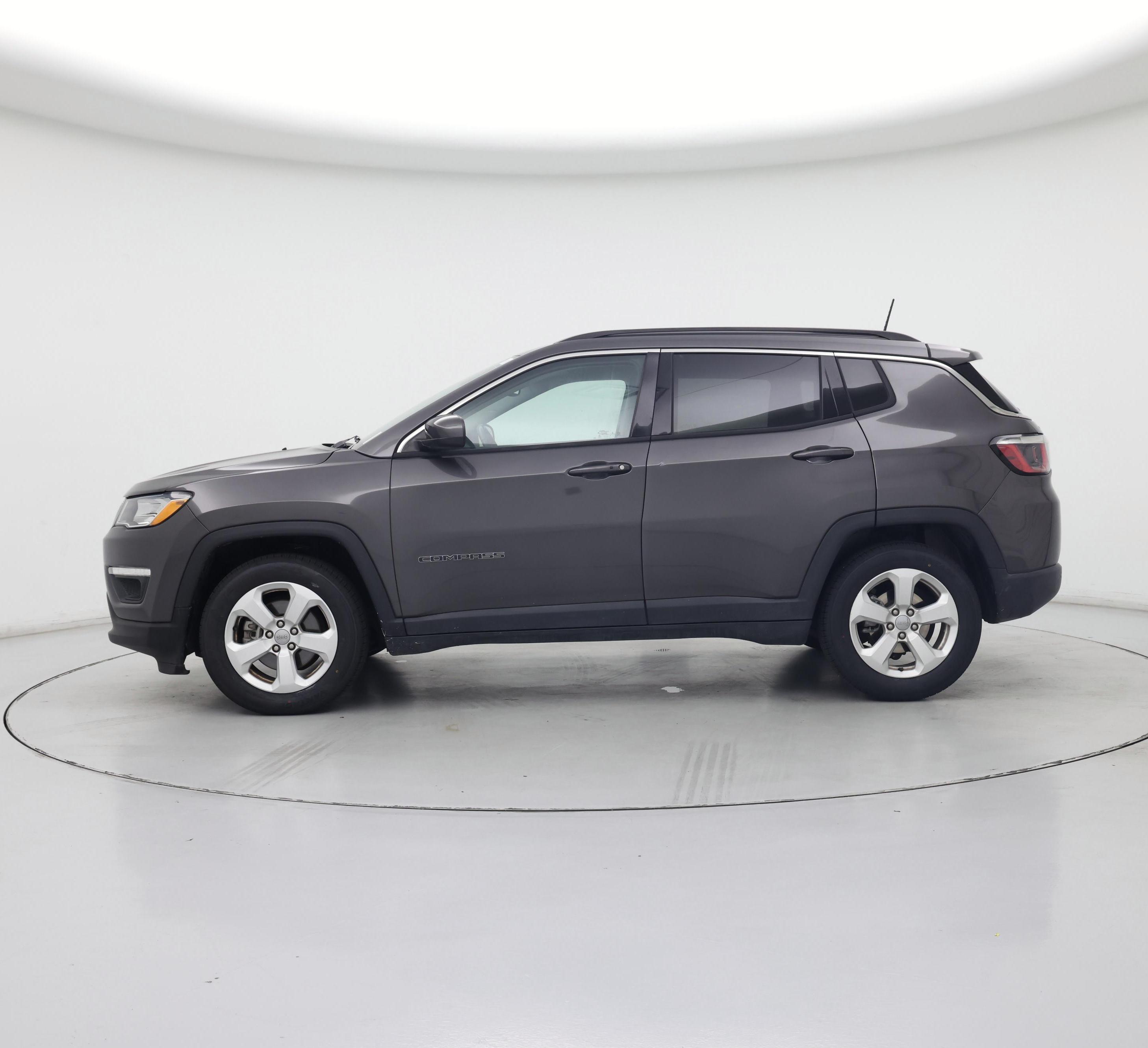 Thumbnail: 2018 Jeep Compass - 3