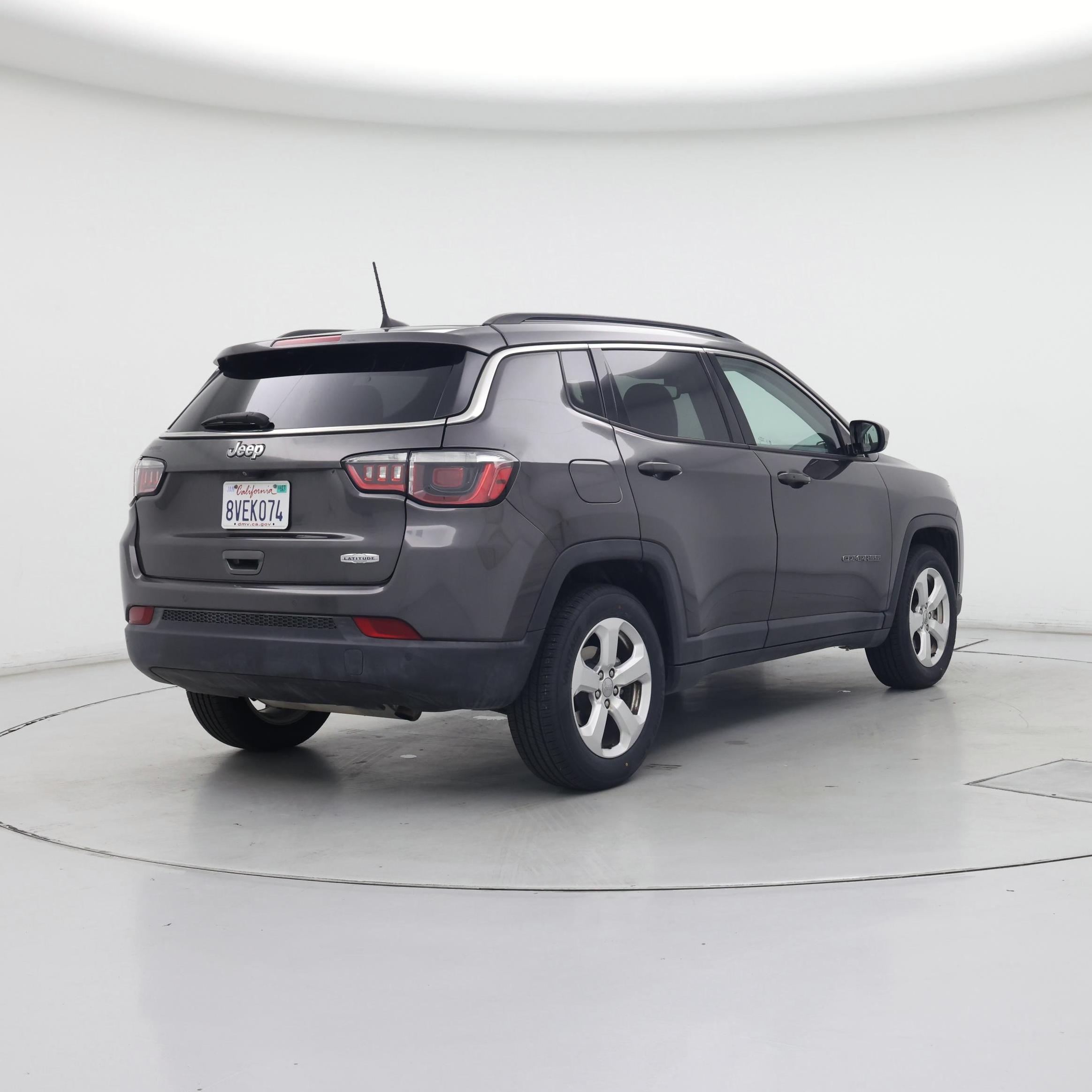 Thumbnail: 2018 Jeep Compass - 8