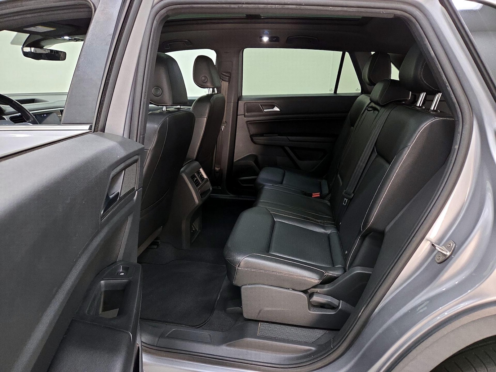 2020 Volkswagen Atlas Cross Sport SEL R-Line - Photo 21
