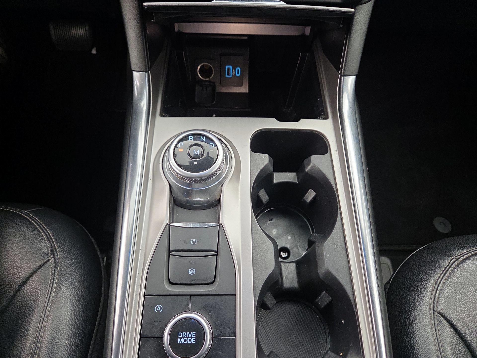 Thumbnail: 2020 Ford Explorer - 18
