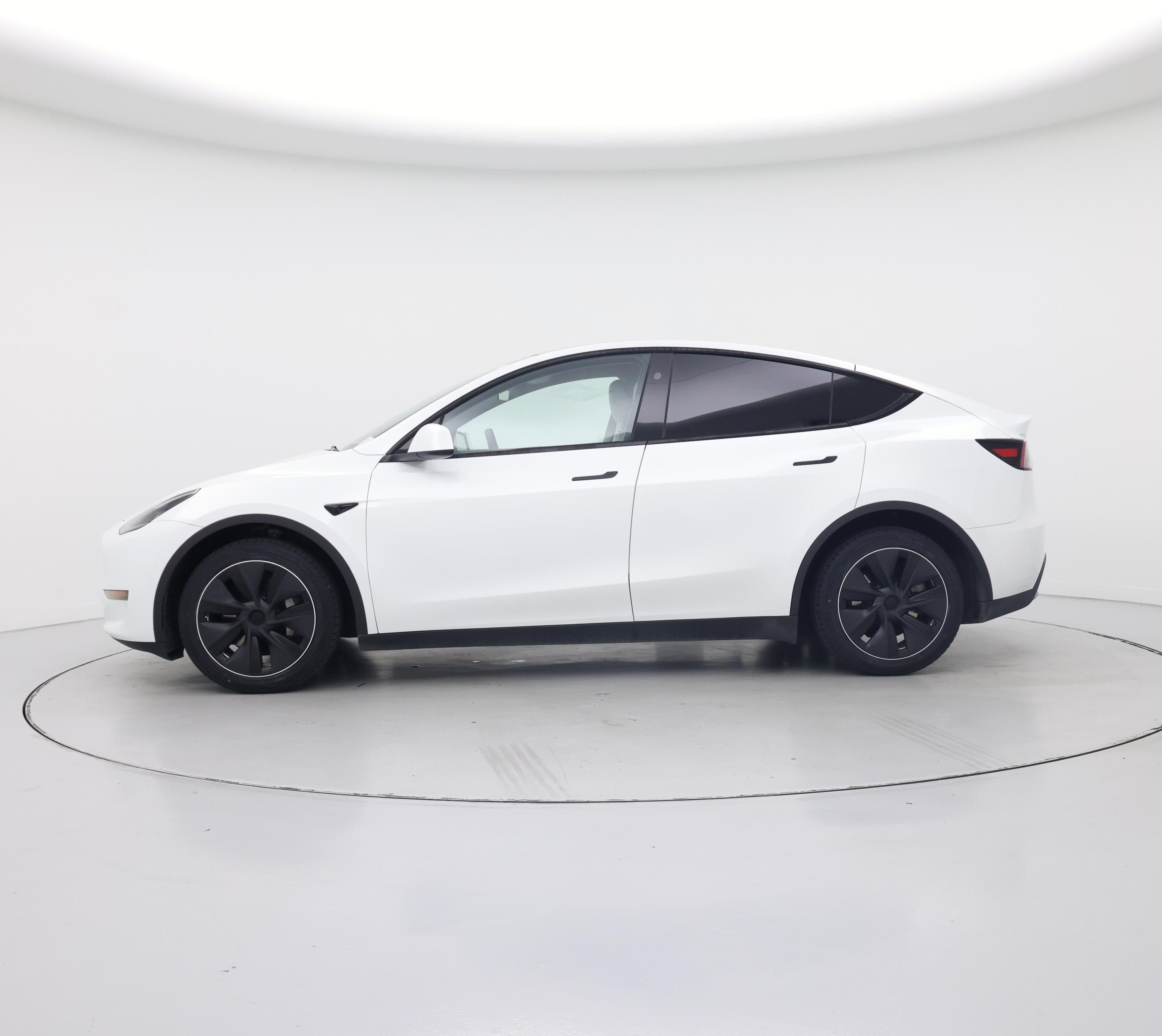 Thumbnail: 2023 Tesla Model Y - 3