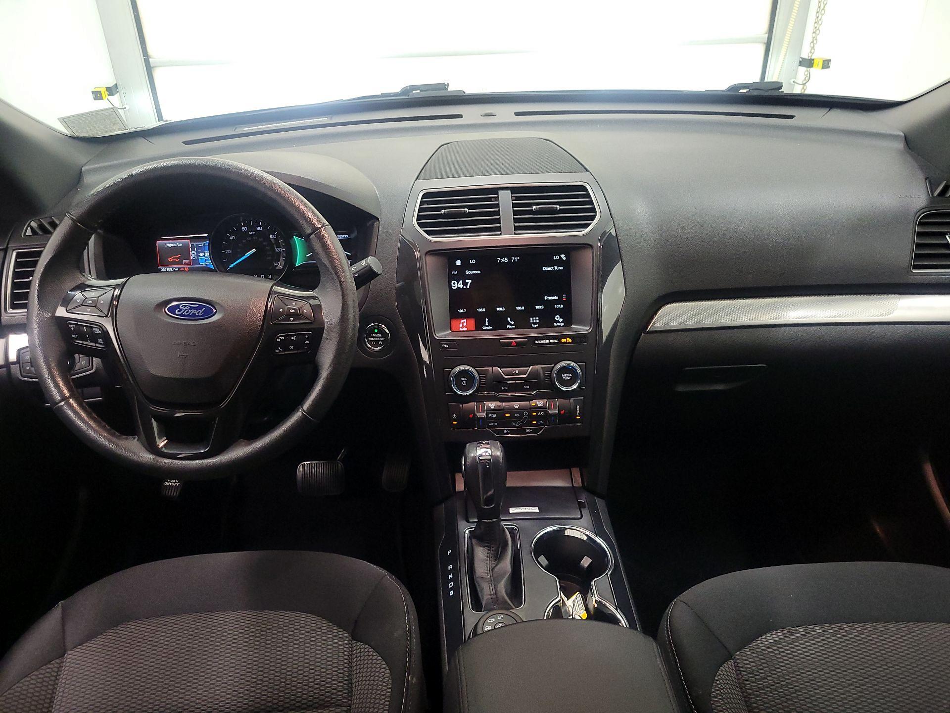 Thumbnail: 2018 Ford Explorer - 9