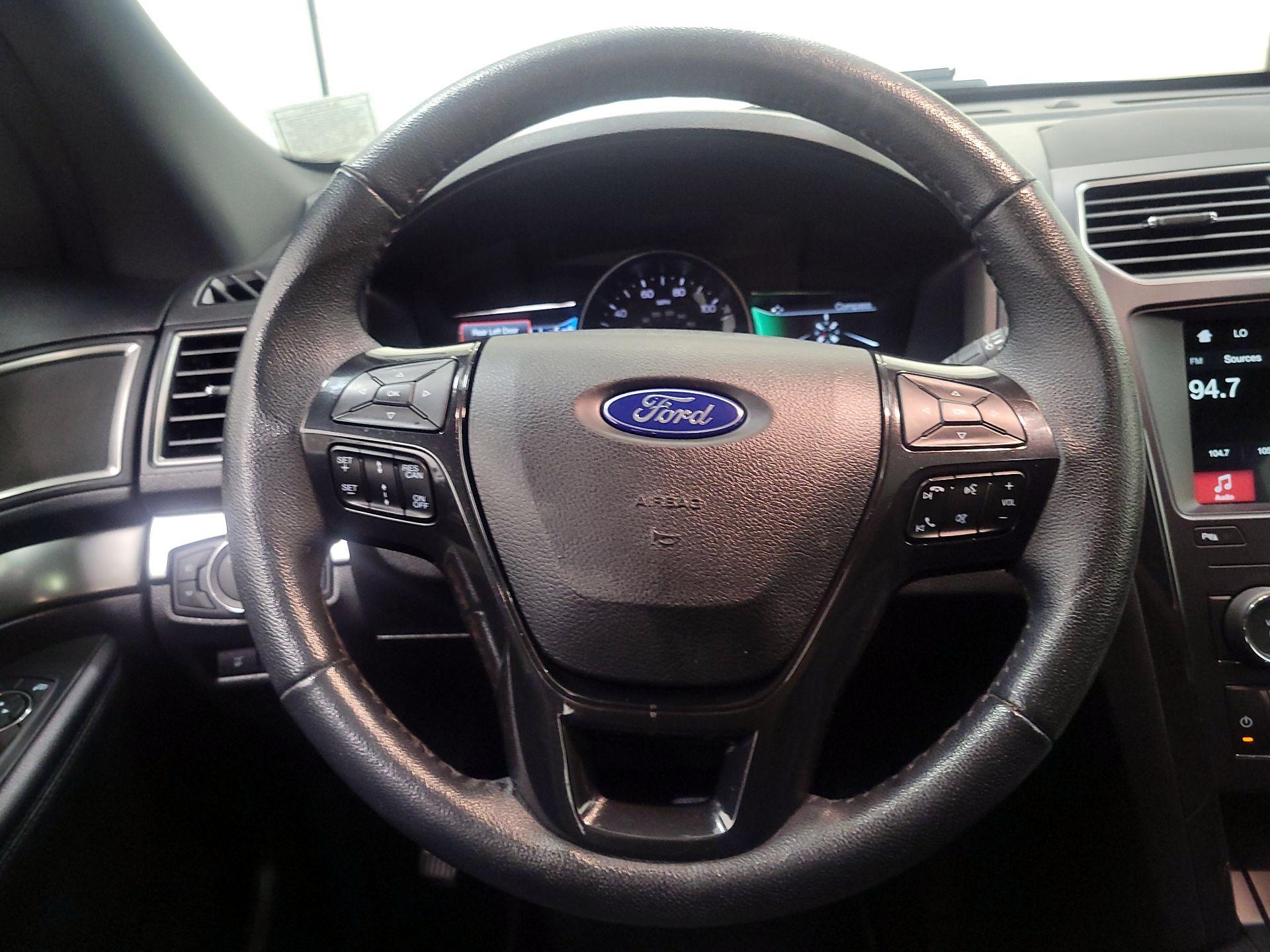 Thumbnail: 2018 Ford Explorer - 10