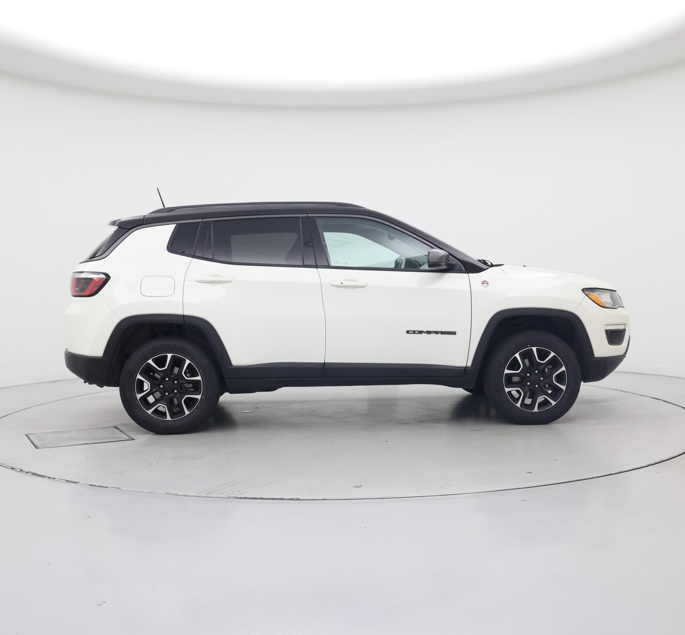 Thumbnail: 2020 Jeep Compass - 7