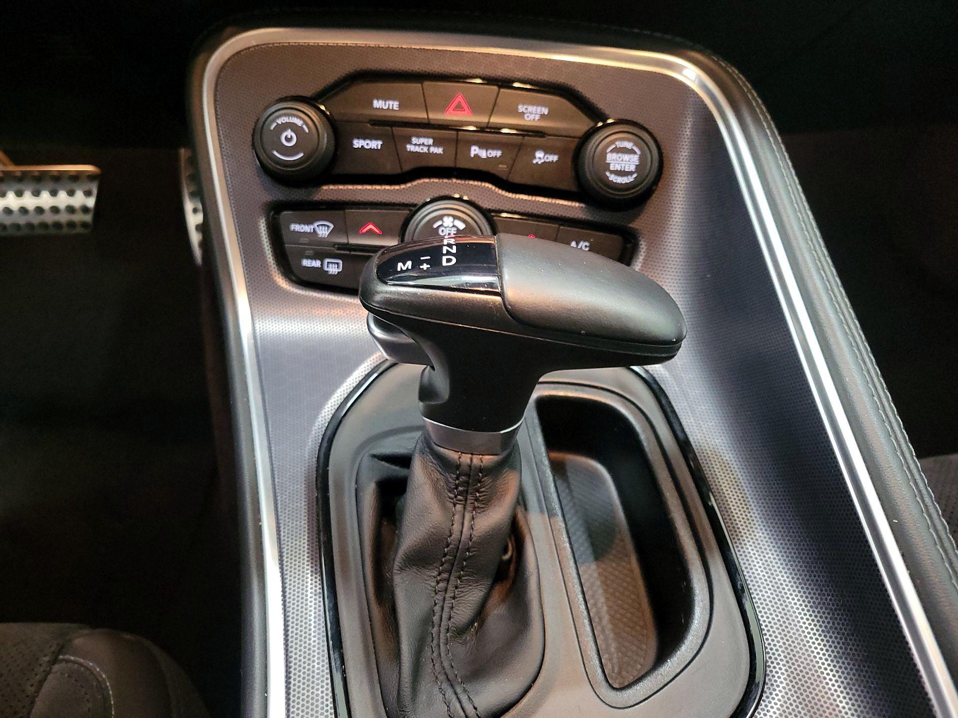 Thumbnail: 2017 Dodge Challenger - 18