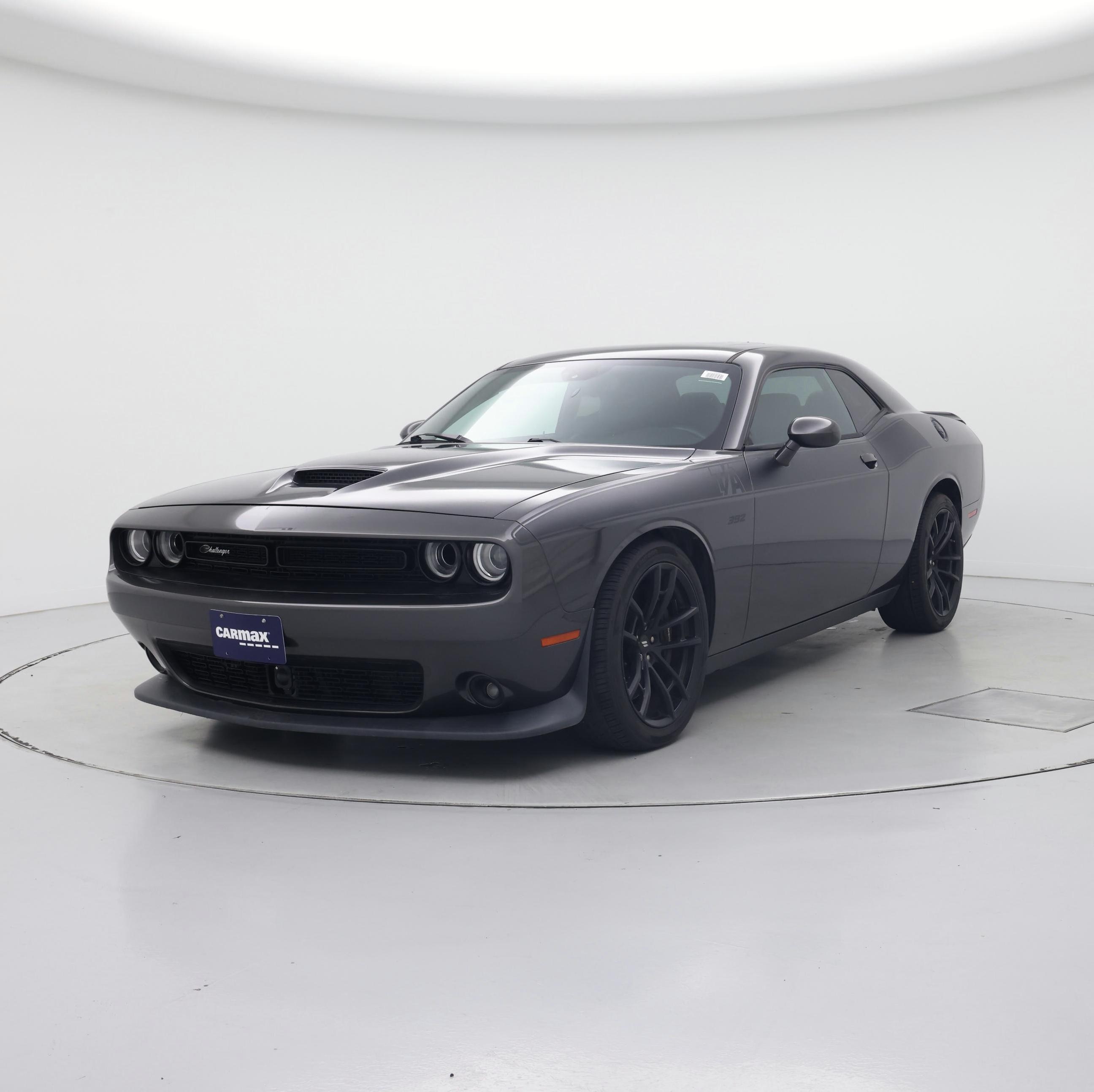 Thumbnail: 2017 Dodge Challenger - 4