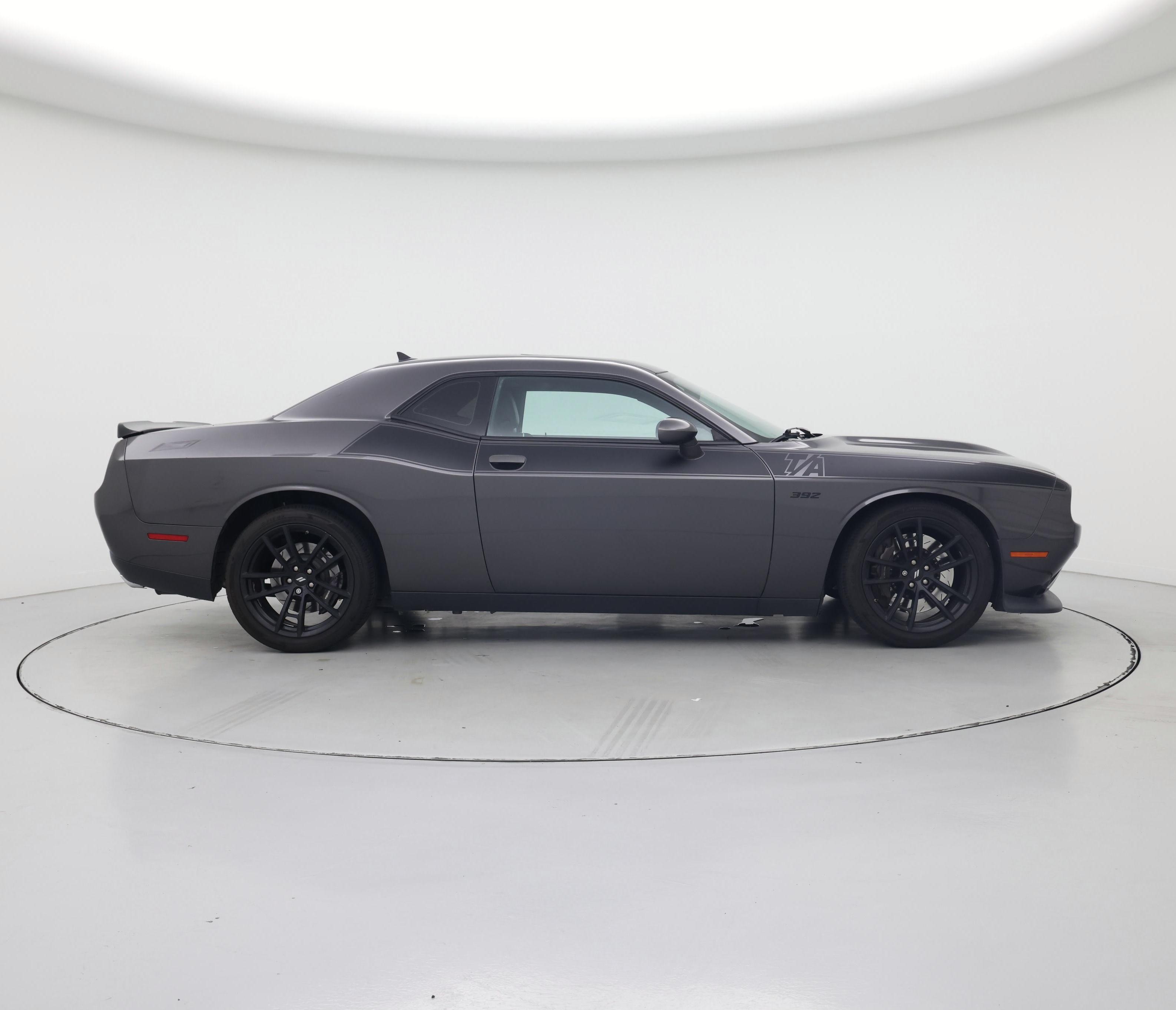 Thumbnail: 2017 Dodge Challenger - 7