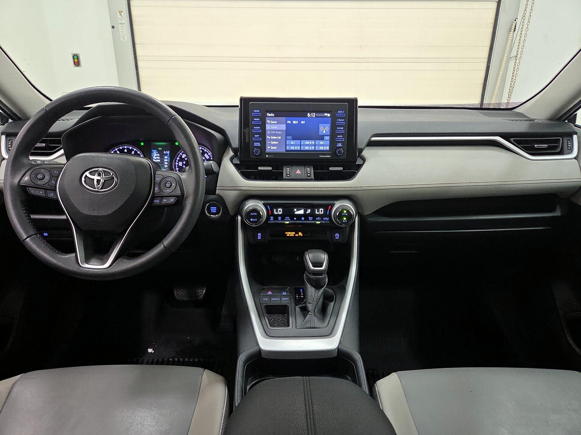 Thumbnail: 2021 Toyota RAV4 - 9
