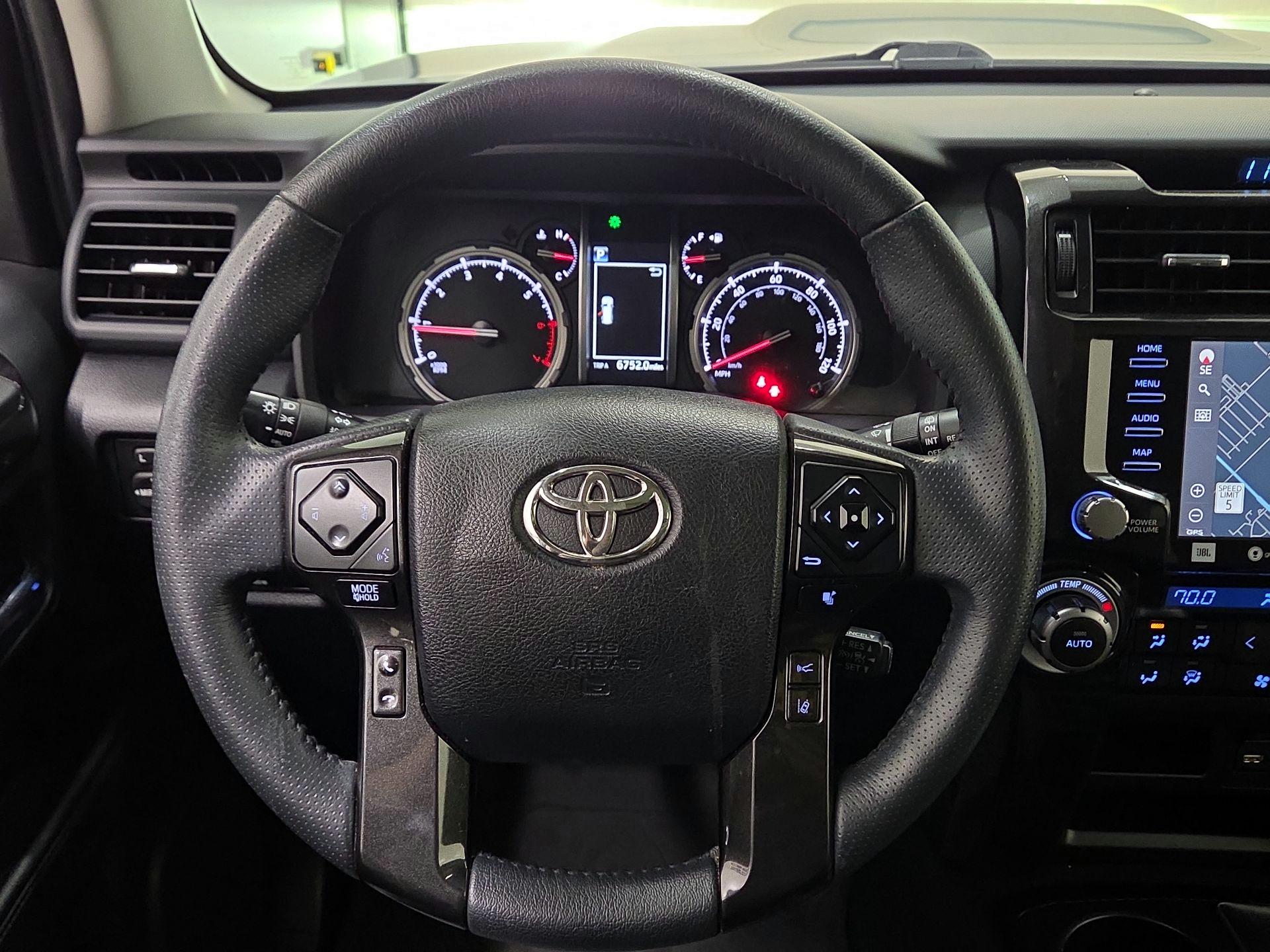 Thumbnail: 2021 Toyota 4Runner - 10