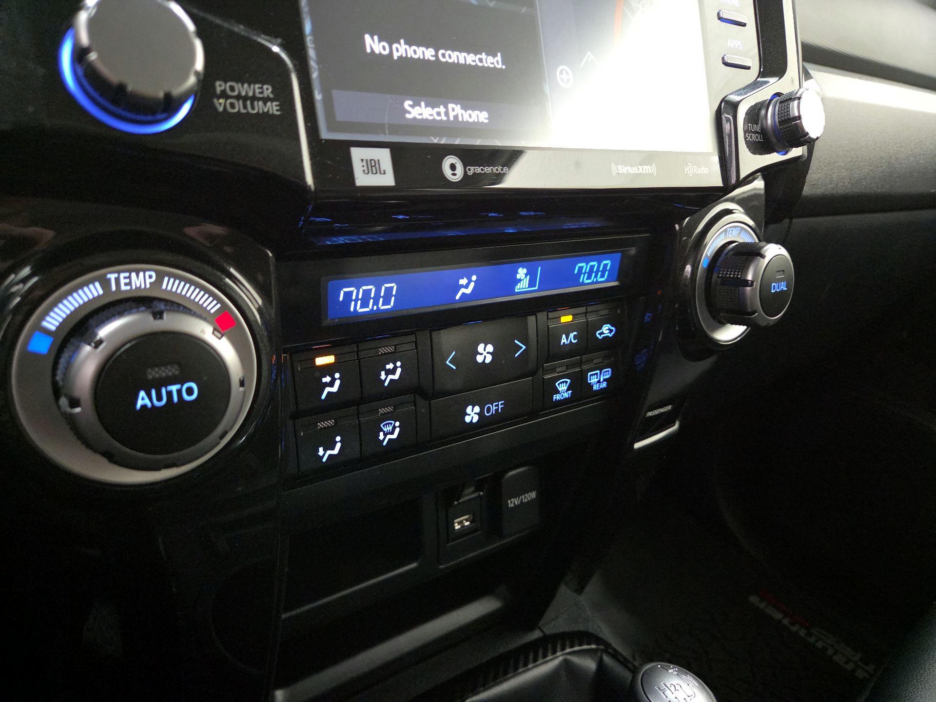 Thumbnail: 2021 Toyota 4Runner - 17