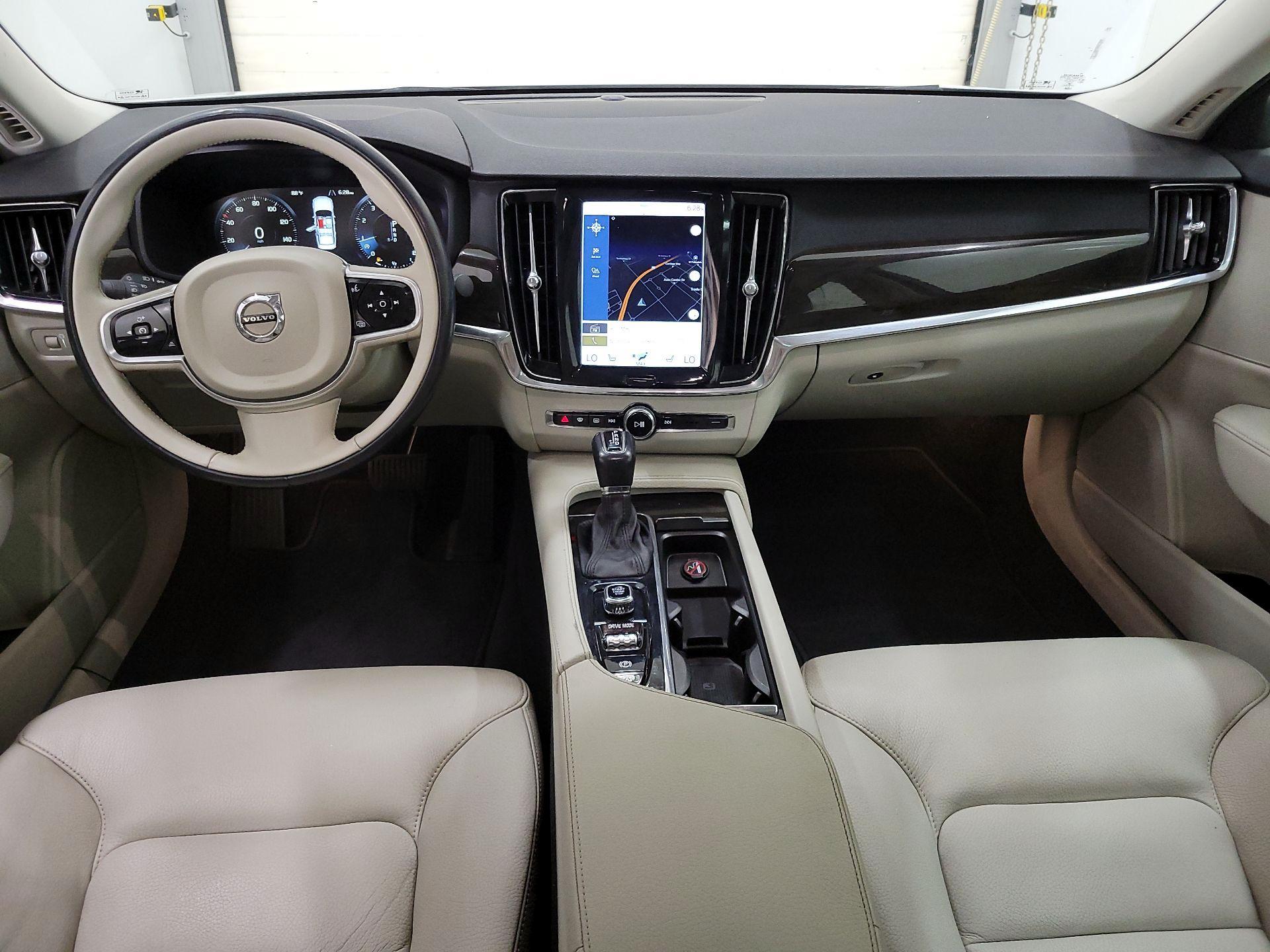 Thumbnail: 2018 Volvo S90 - 9