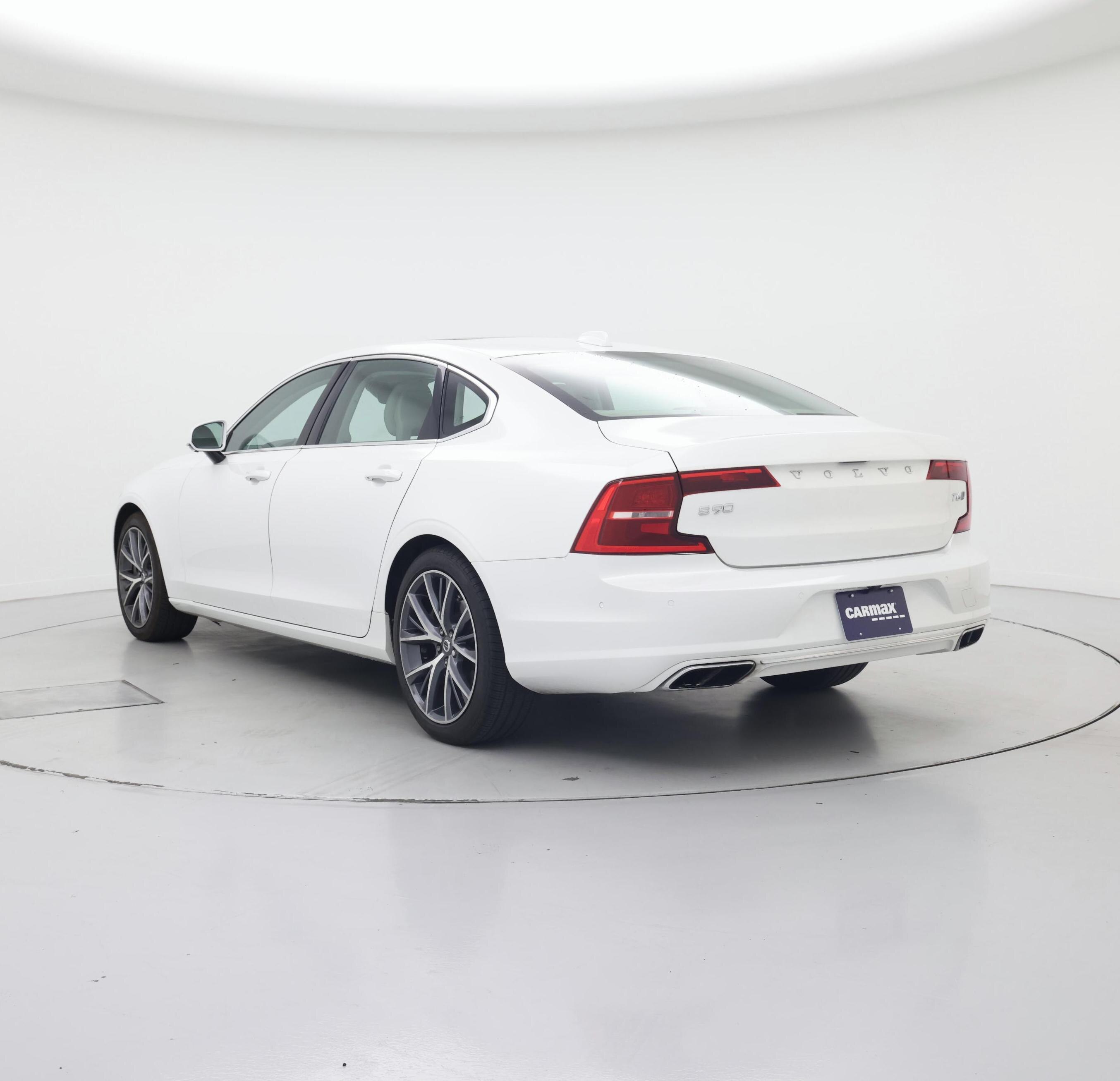 Thumbnail: 2018 Volvo S90 - 2