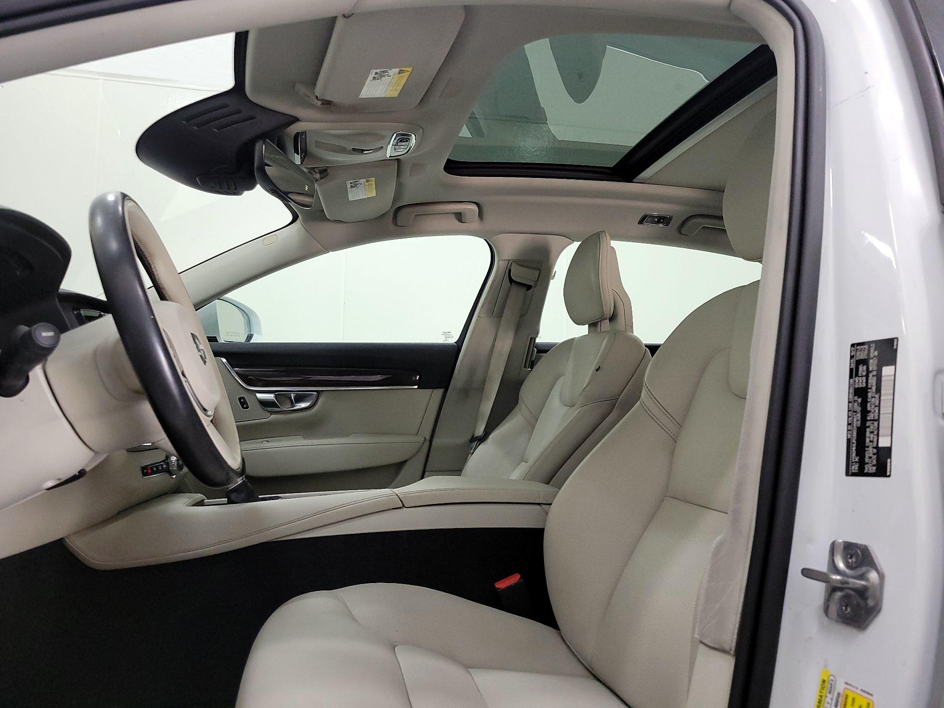 Thumbnail: 2018 Volvo S90 - 19