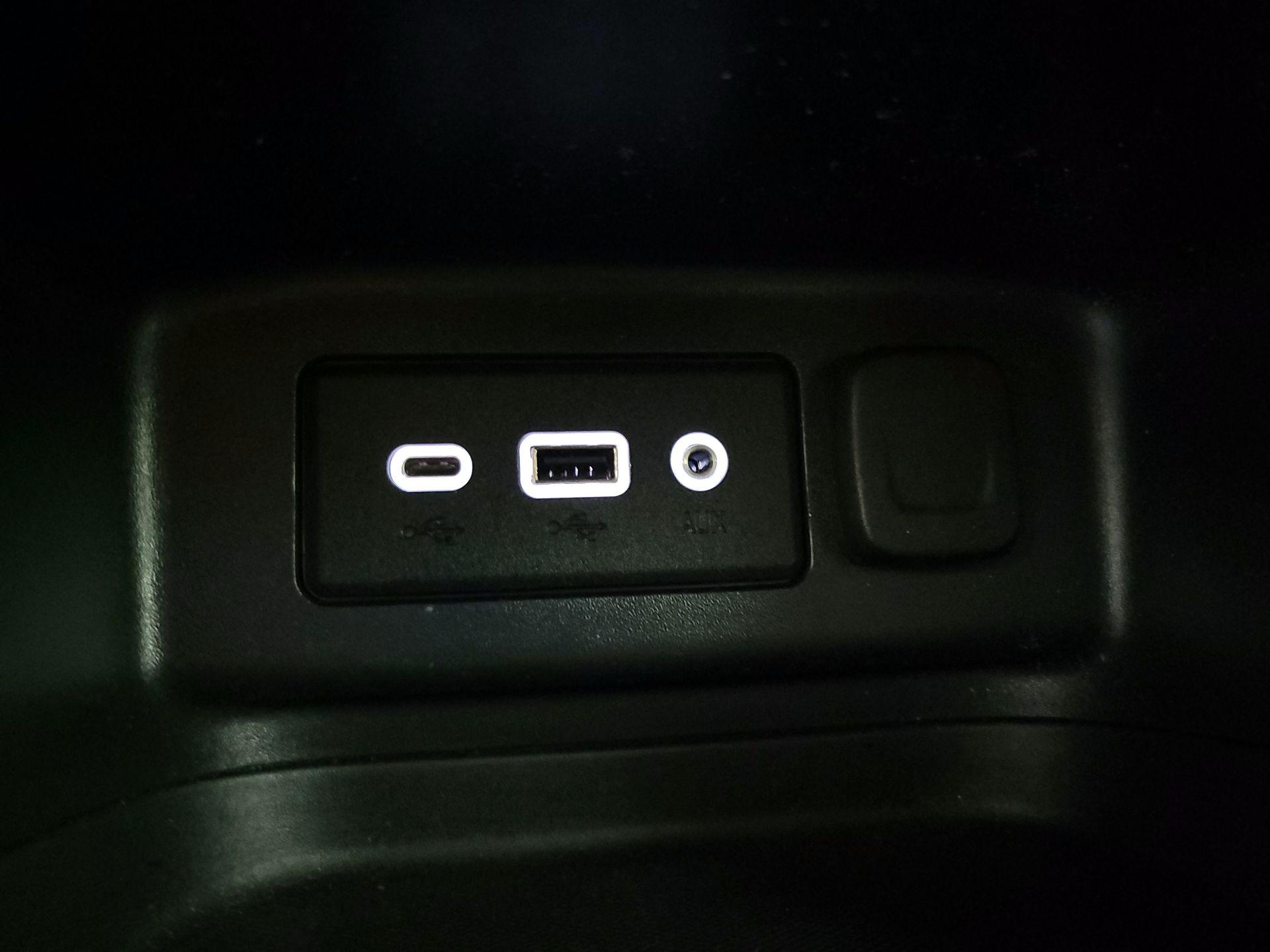 Thumbnail: 2021 Chevrolet Equinox - 18