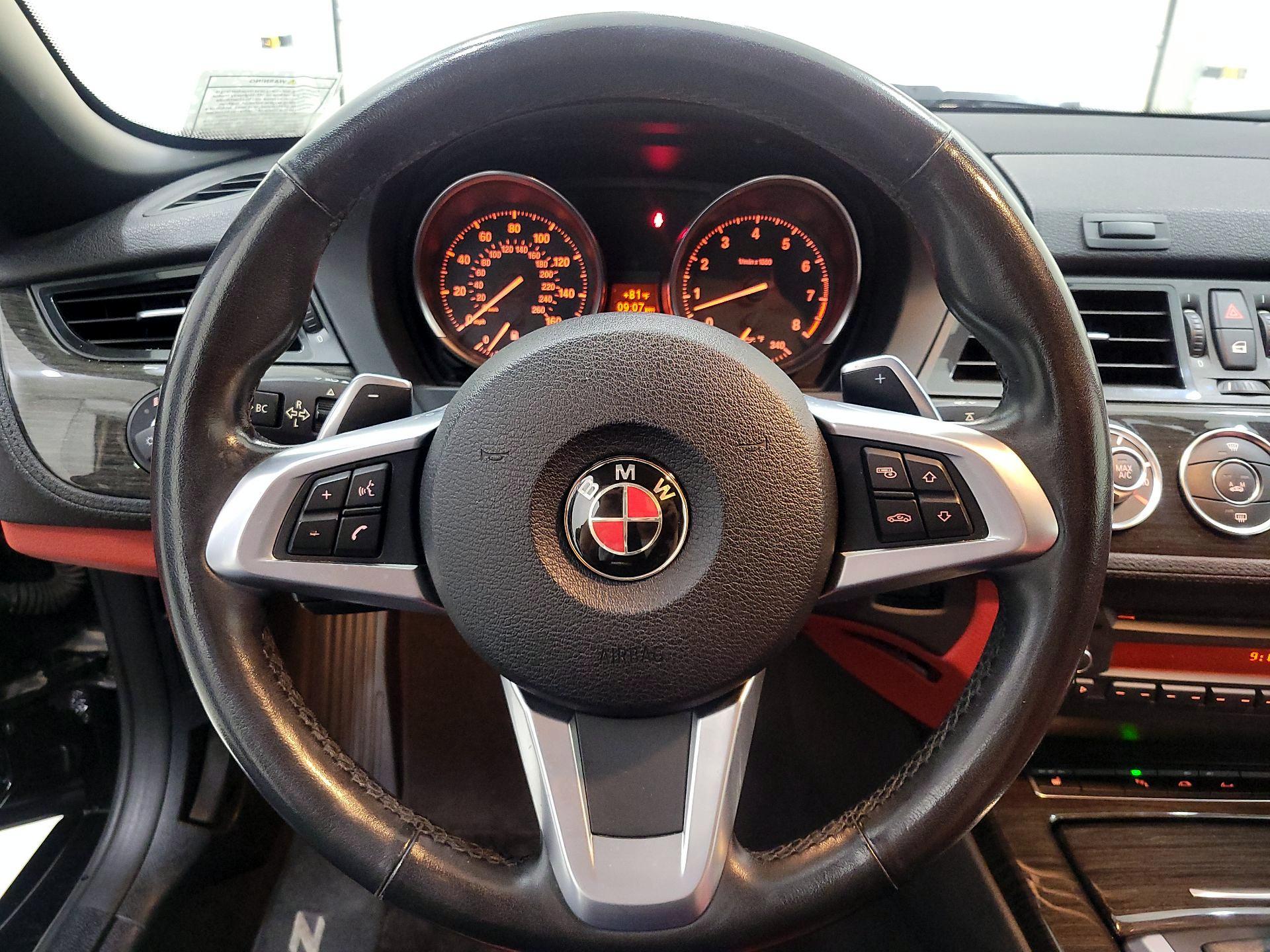 Thumbnail: 2014 BMW Z4 - 10