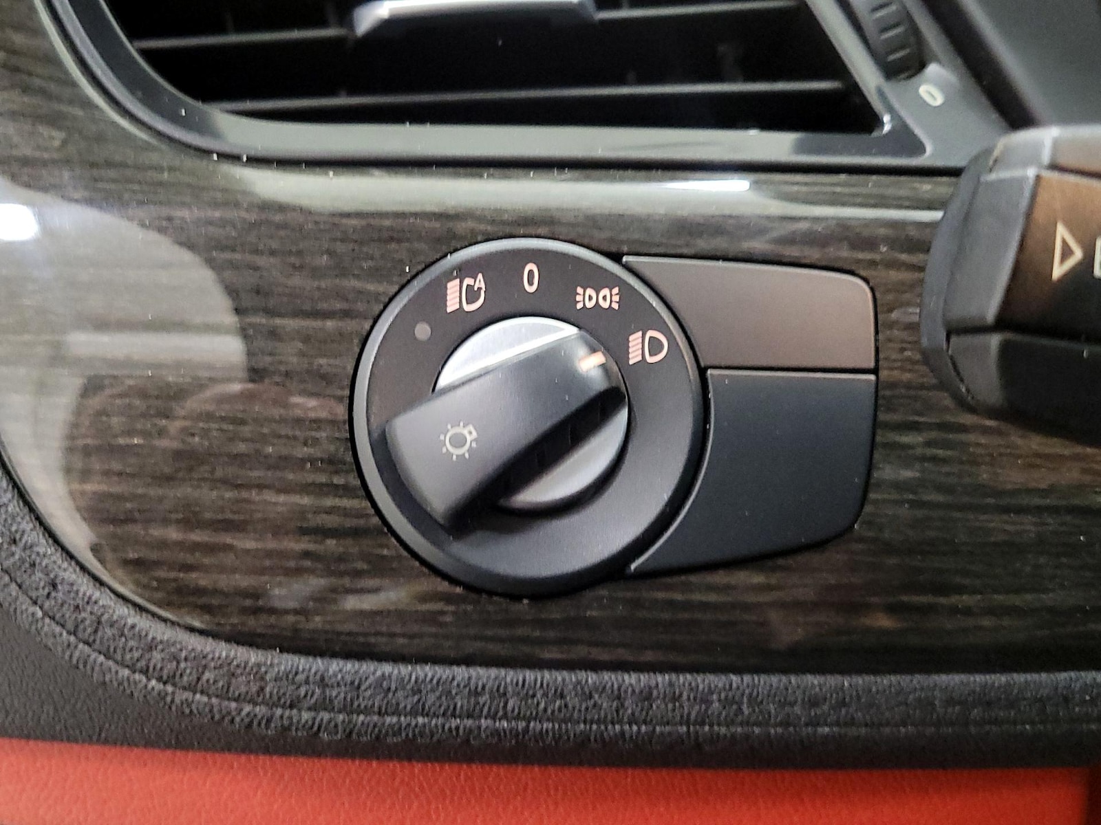 2014 BMW Z4 sDrive28i - Photo 14