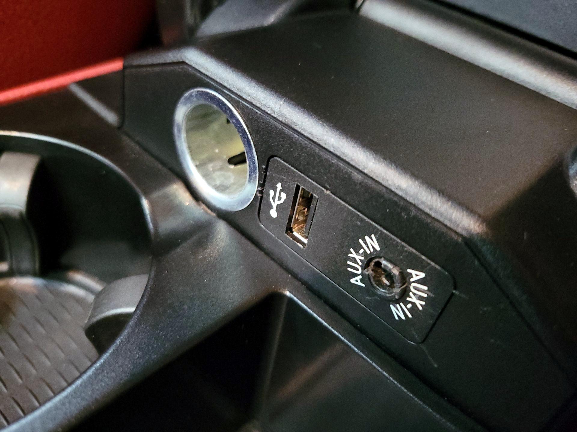 Thumbnail: 2014 BMW Z4 - 17