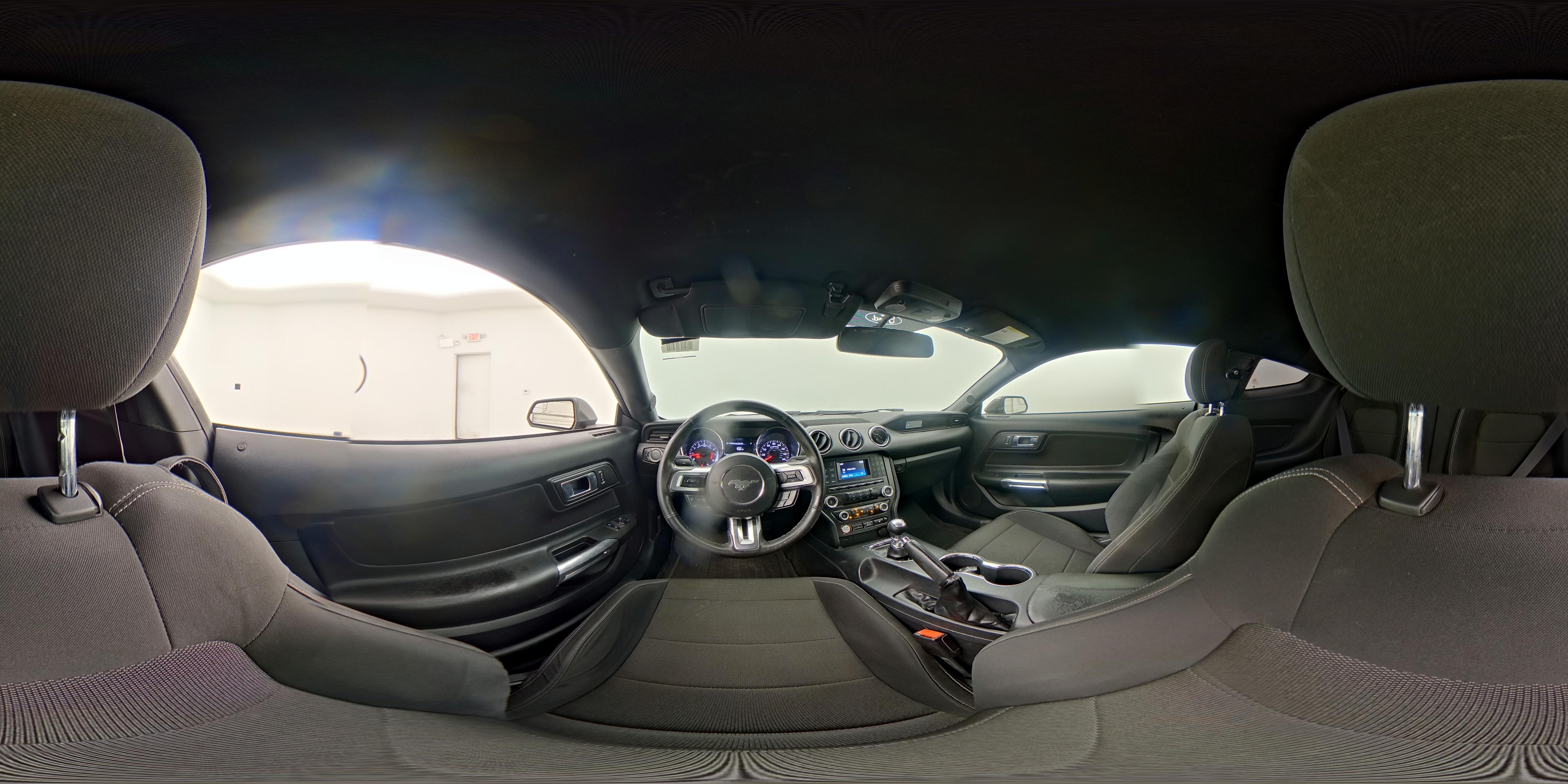 2016 Ford Mustang V6 - Photo 25