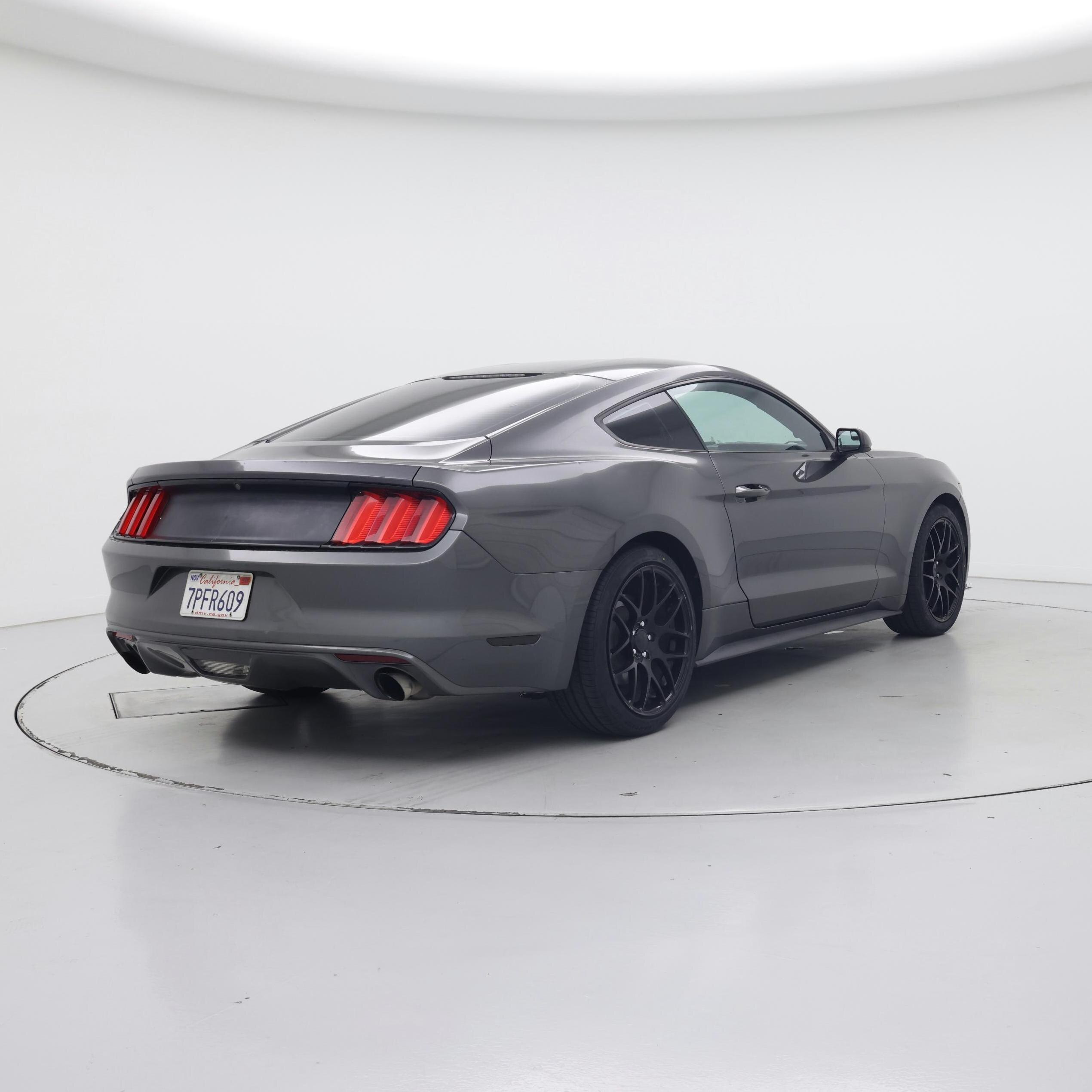Thumbnail: 2016 Ford Mustang - 8