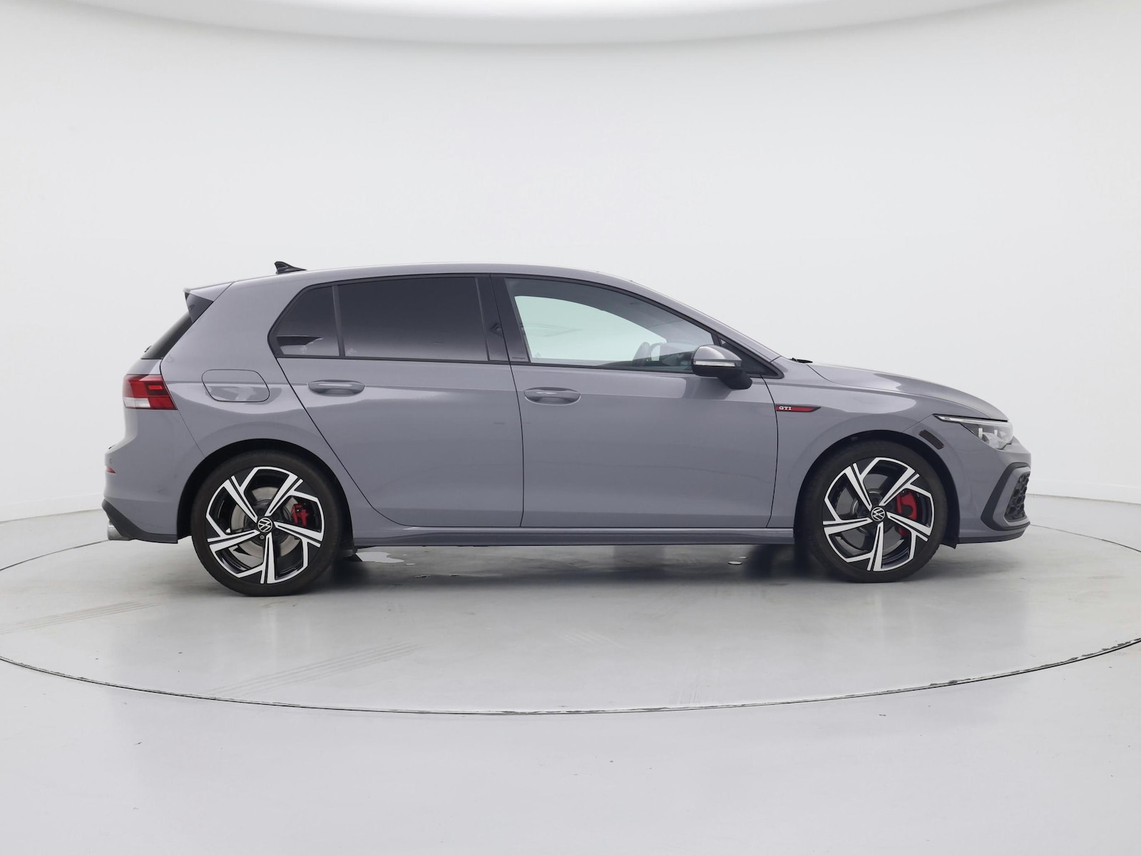 2024 Volkswagen Golf GTI SE - Photo 8