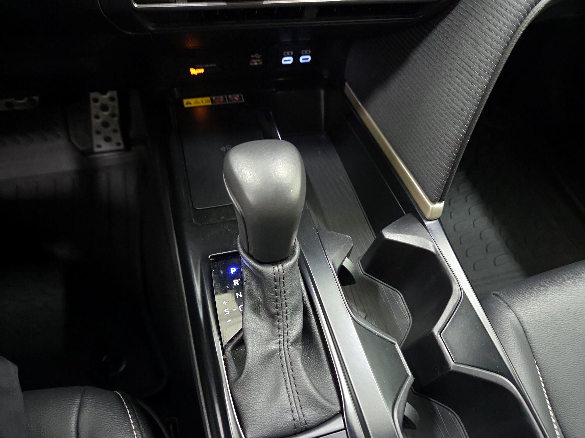 Thumbnail: 2025 Toyota Camry - 17