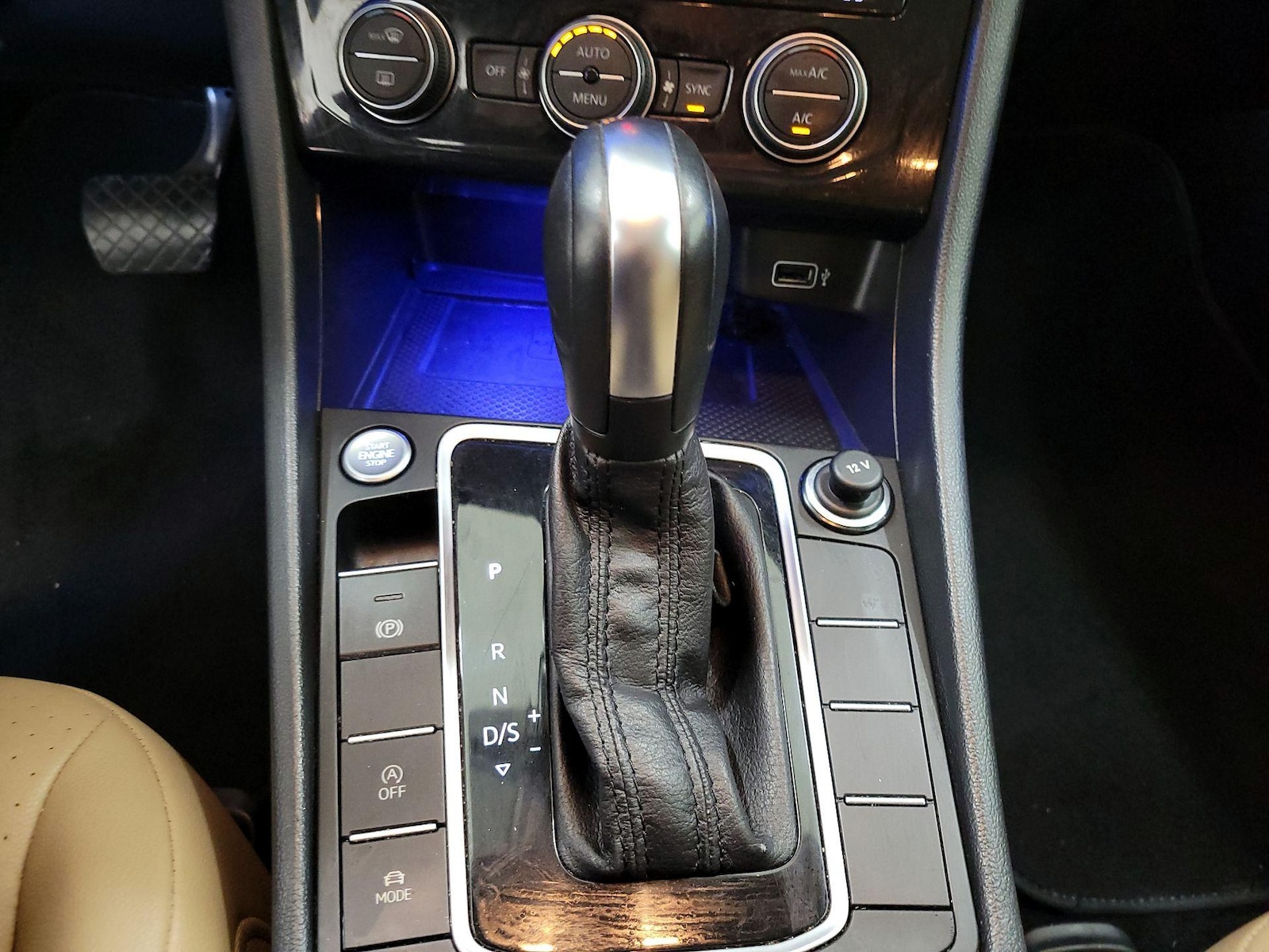 2020 Volkswagen Jetta SEL - Photo 18