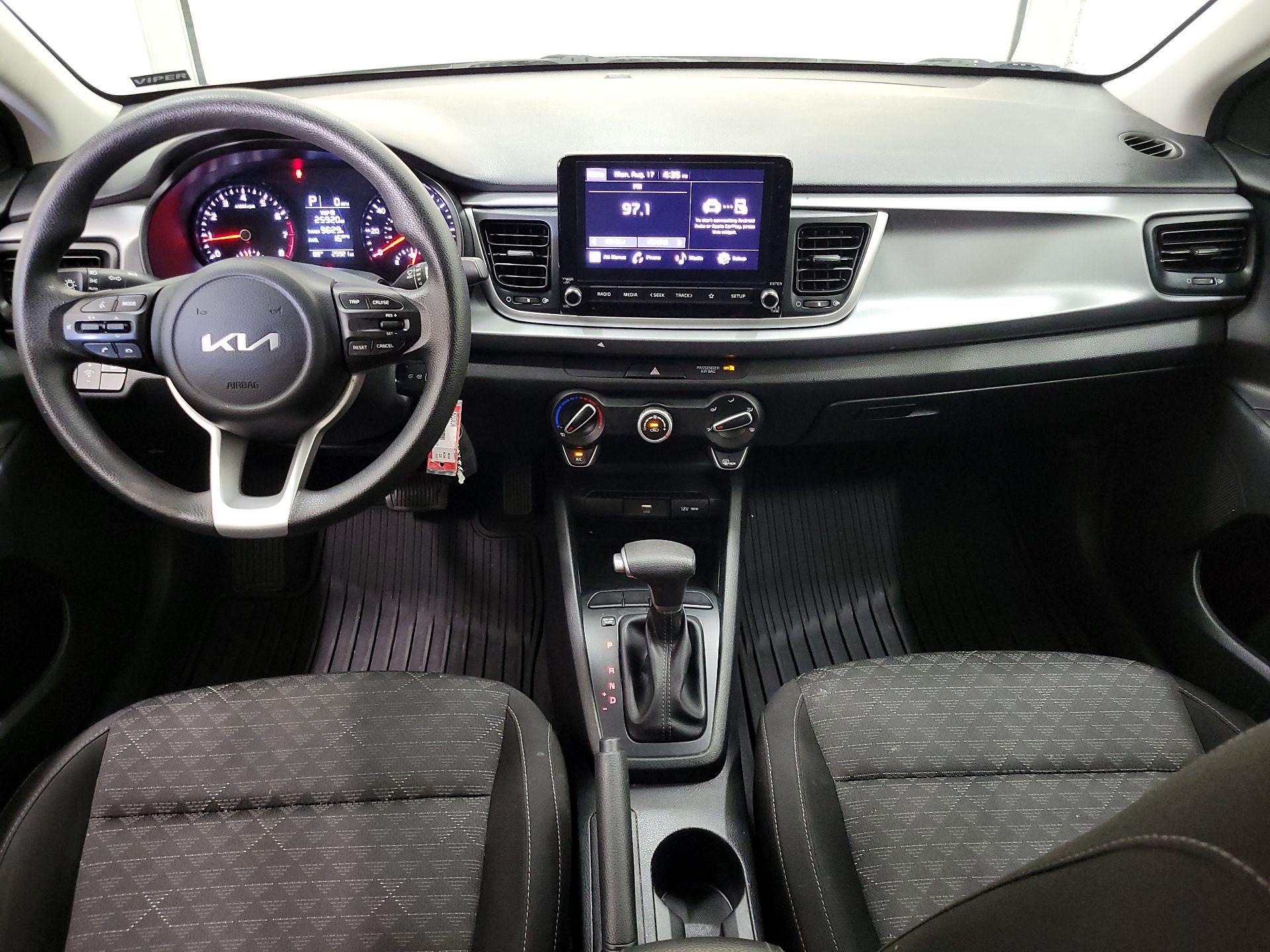 Thumbnail: 2023 Kia Rio - 9