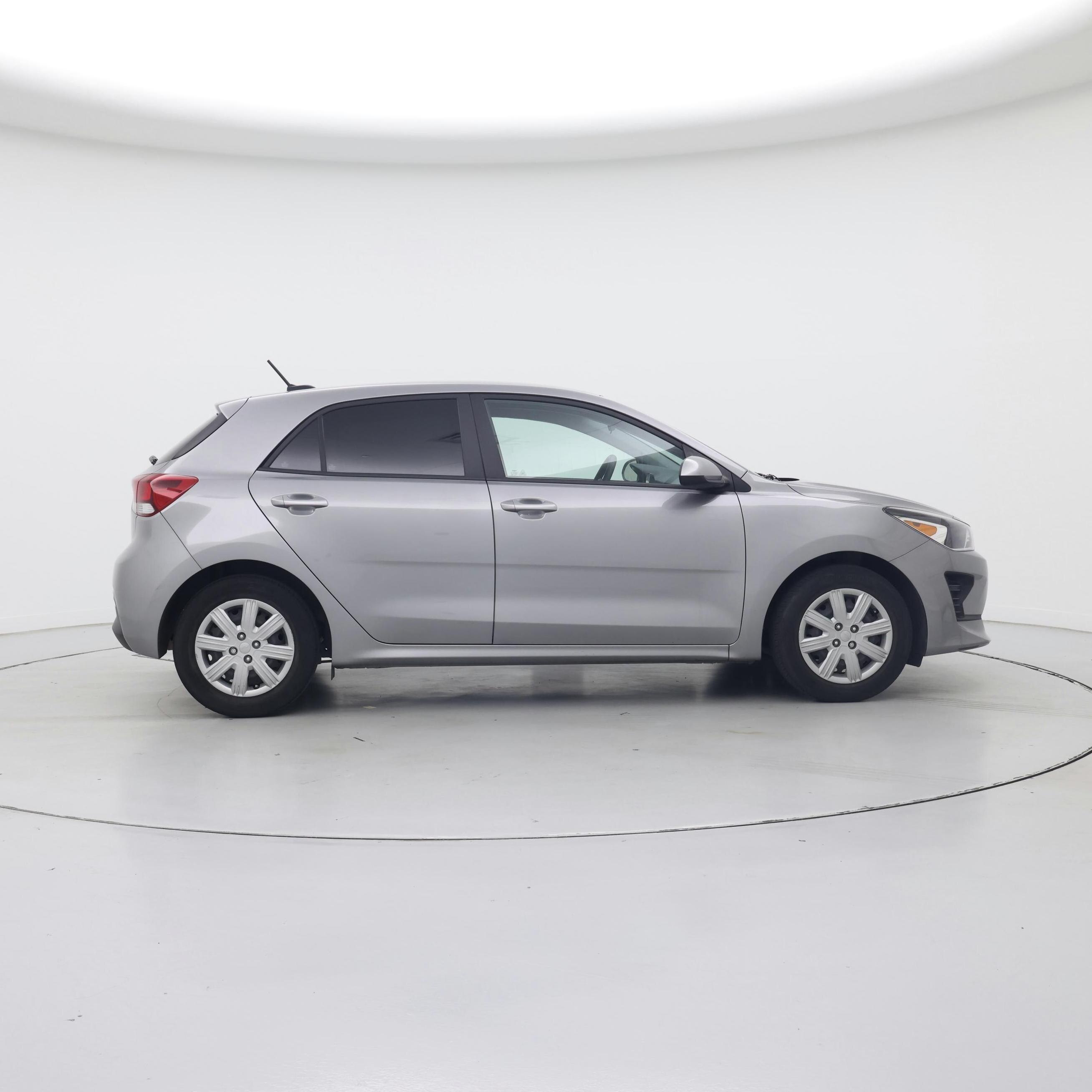 Thumbnail: 2023 Kia Rio - 7