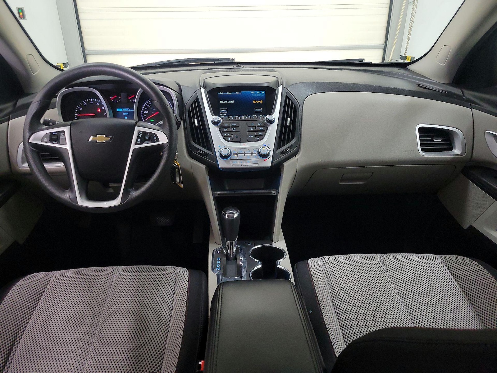 2017 Chevrolet Equinox LT - Photo 10