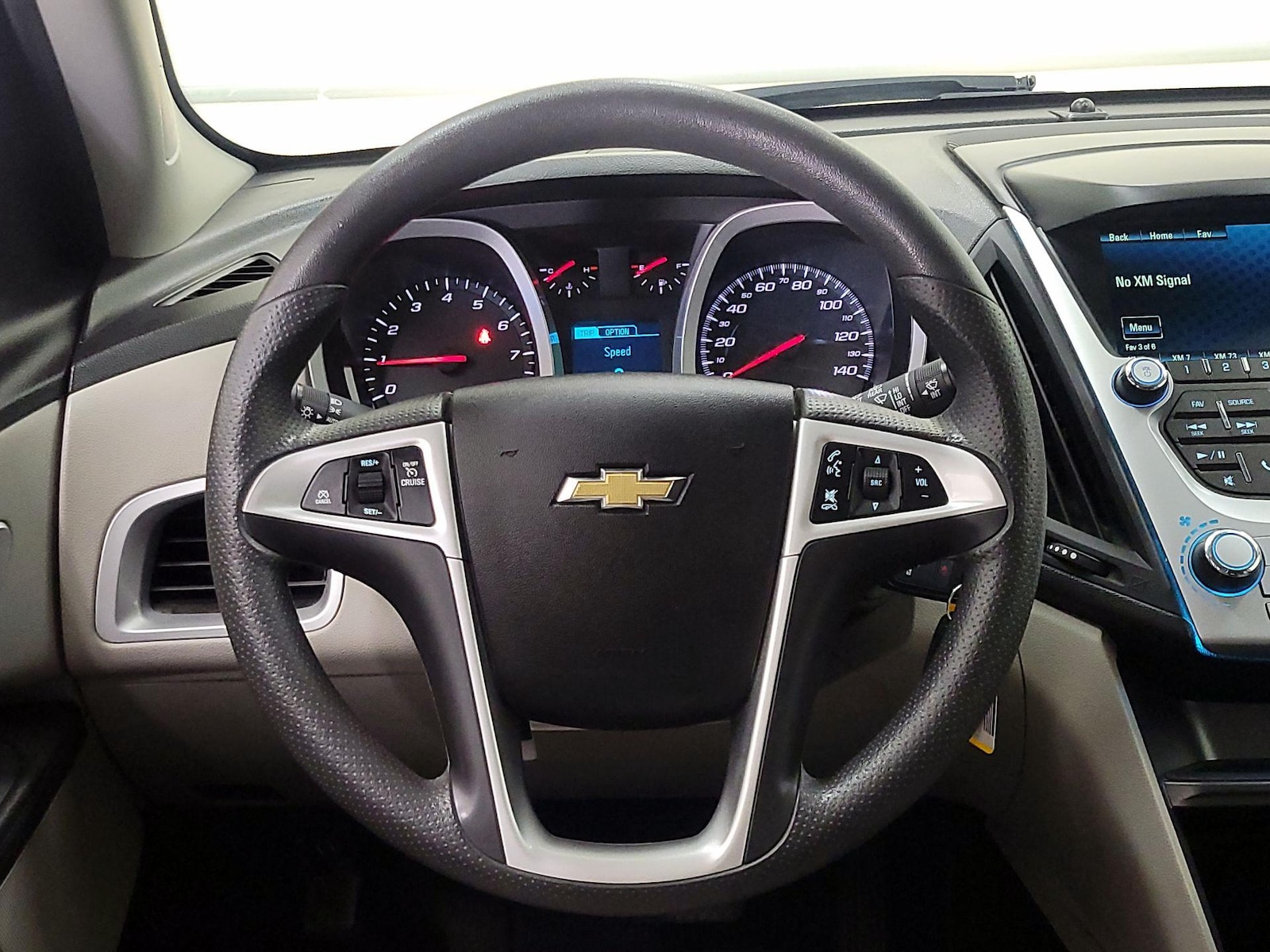 2017 Chevrolet Equinox LT - Photo 11