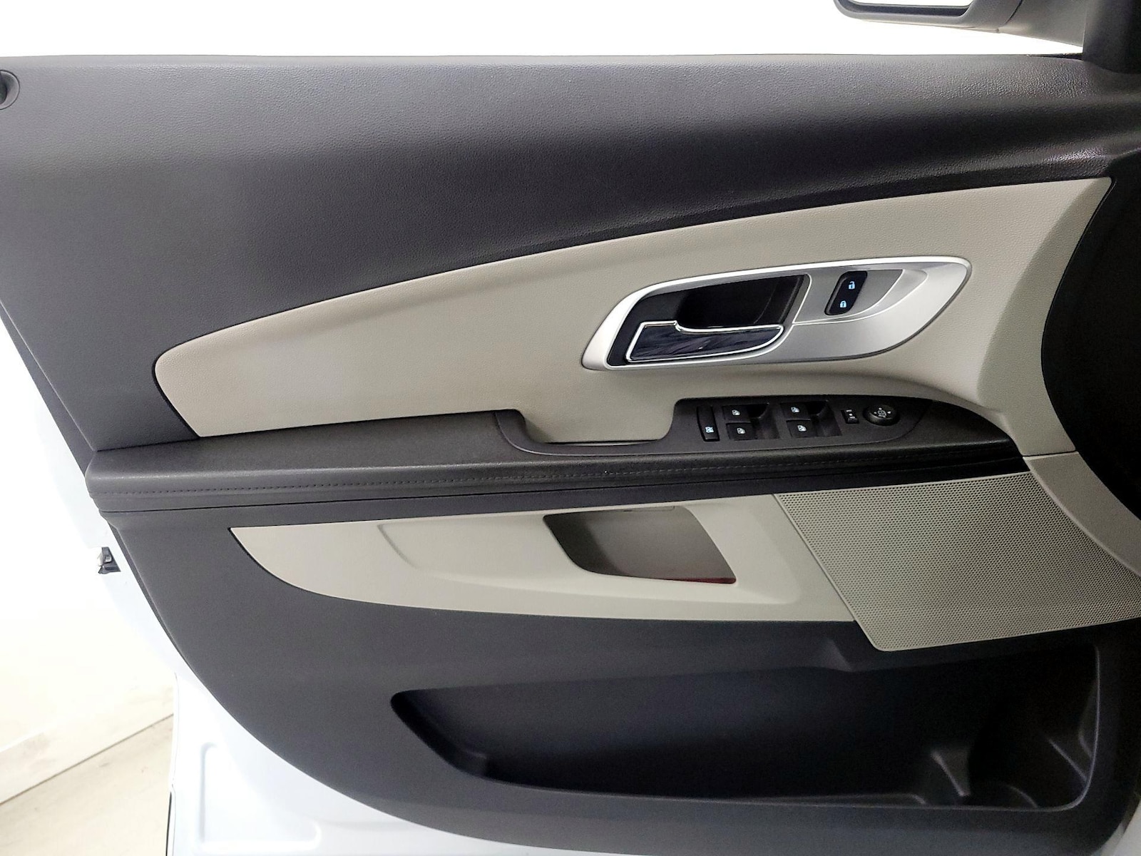 2017 Chevrolet Equinox LT - Photo 13