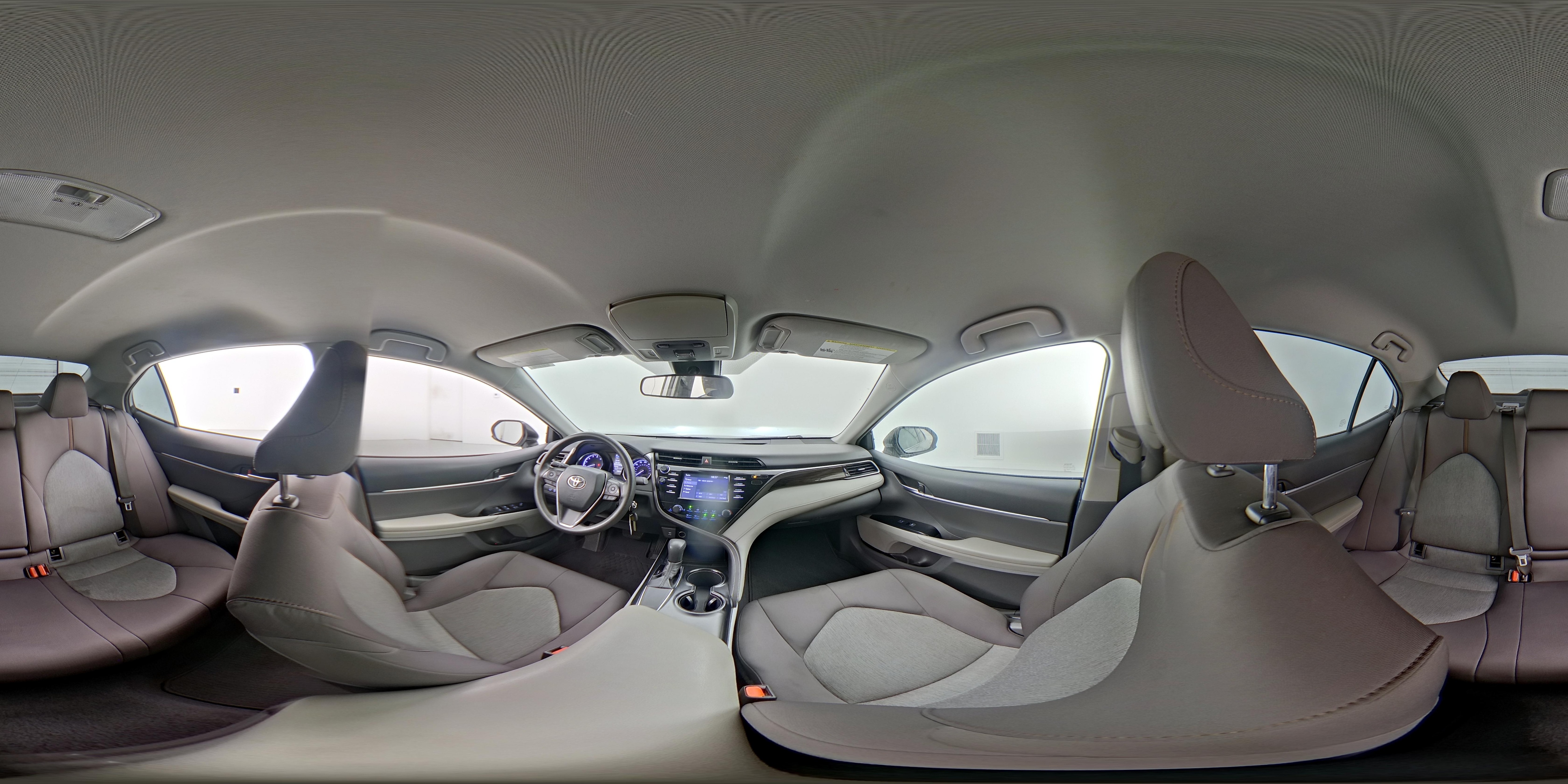 2019 Toyota Camry LE - Photo 22