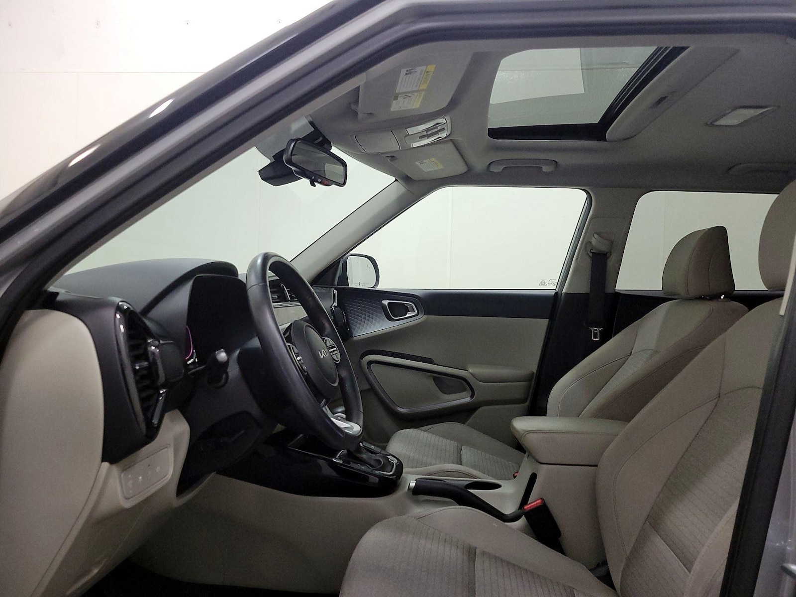 Sunroof(s) & Overhead Airbags