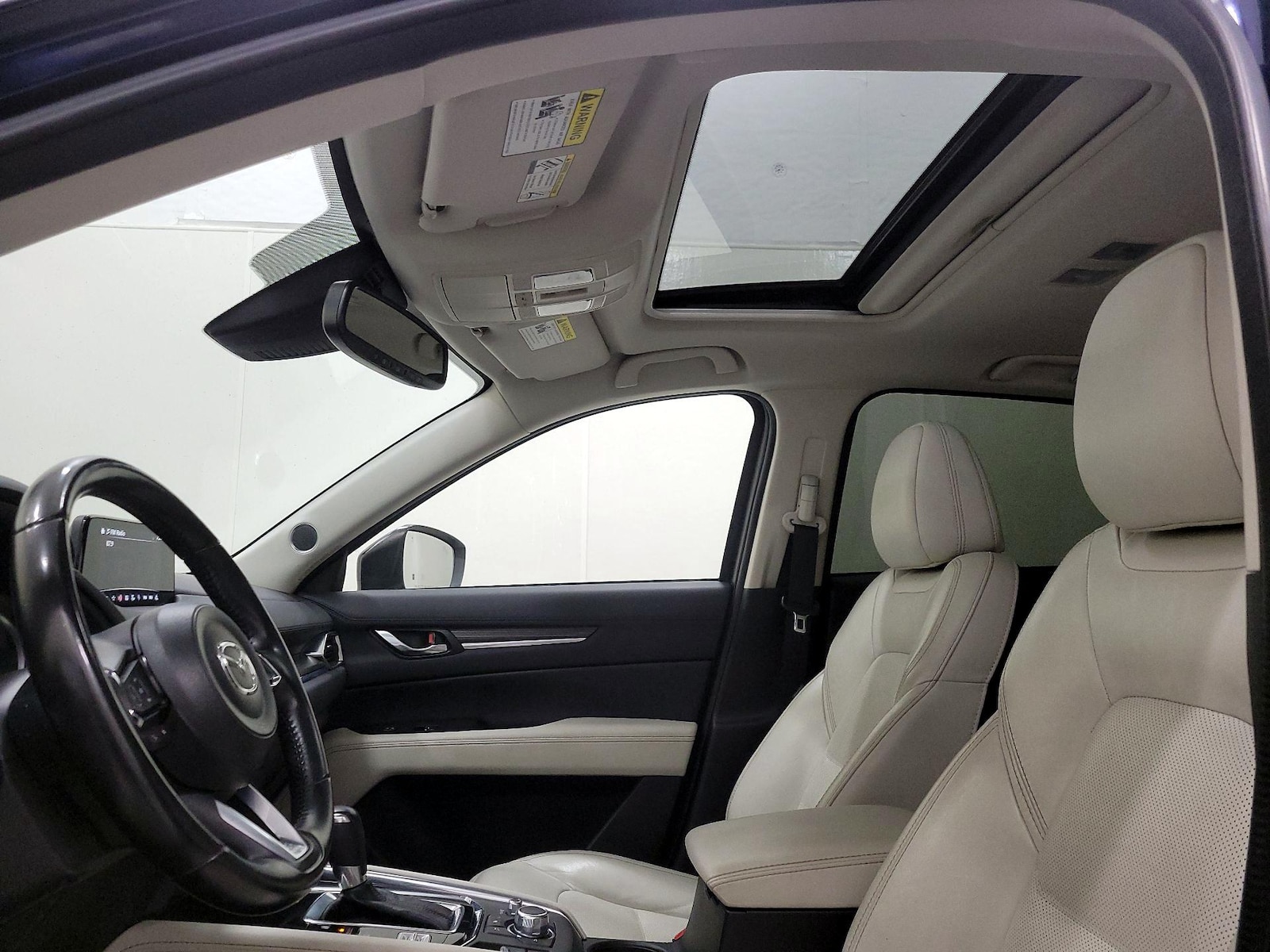 Sunroof(s) & Overhead Airbags