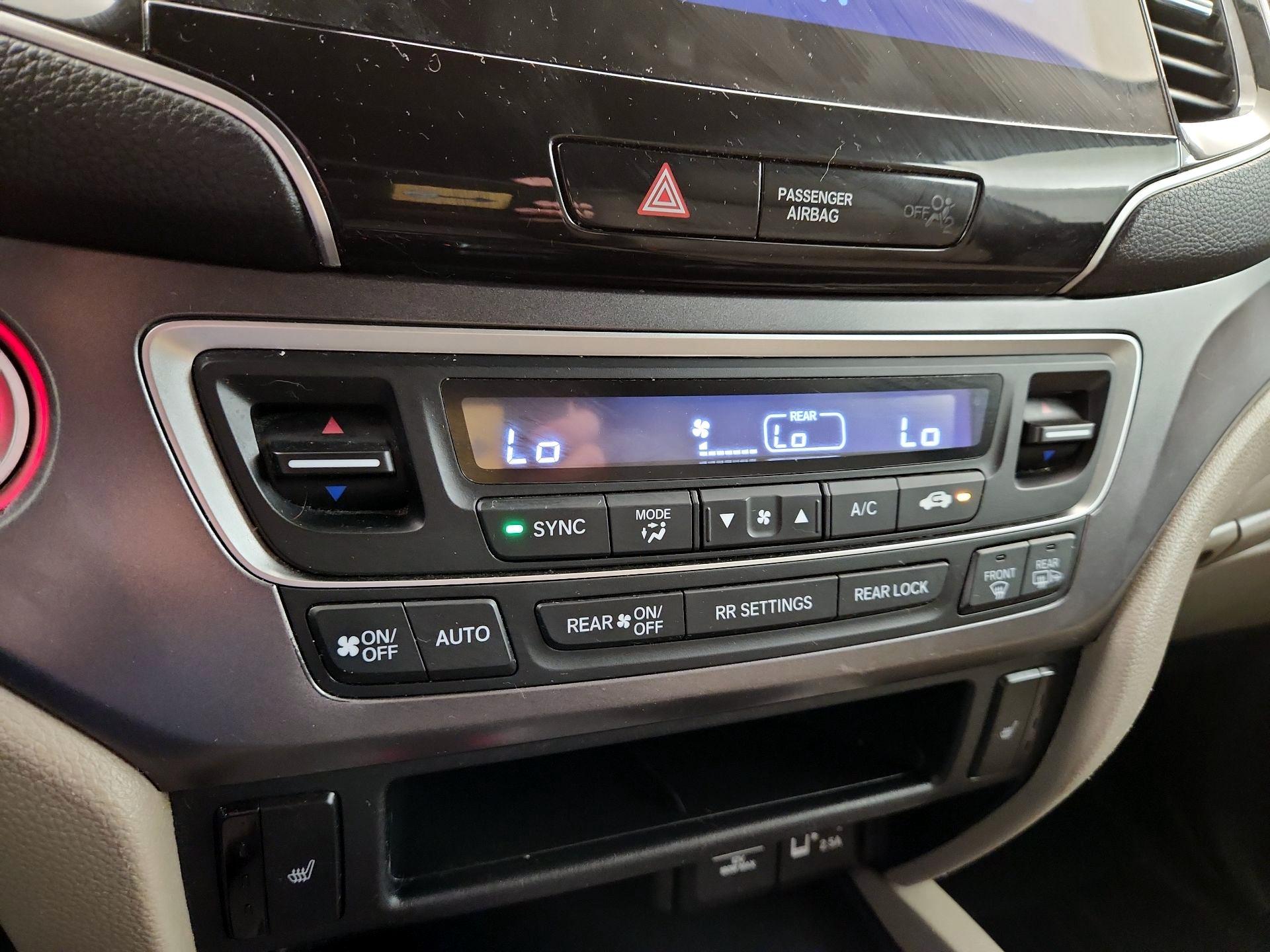 Thumbnail: 2021 Honda Pilot - 16