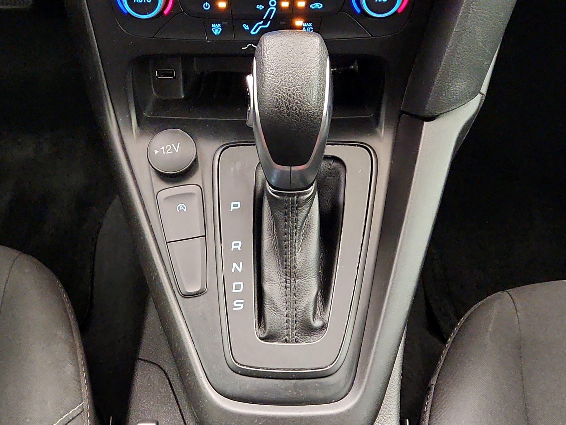 Thumbnail: 2018 Ford Focus - 17