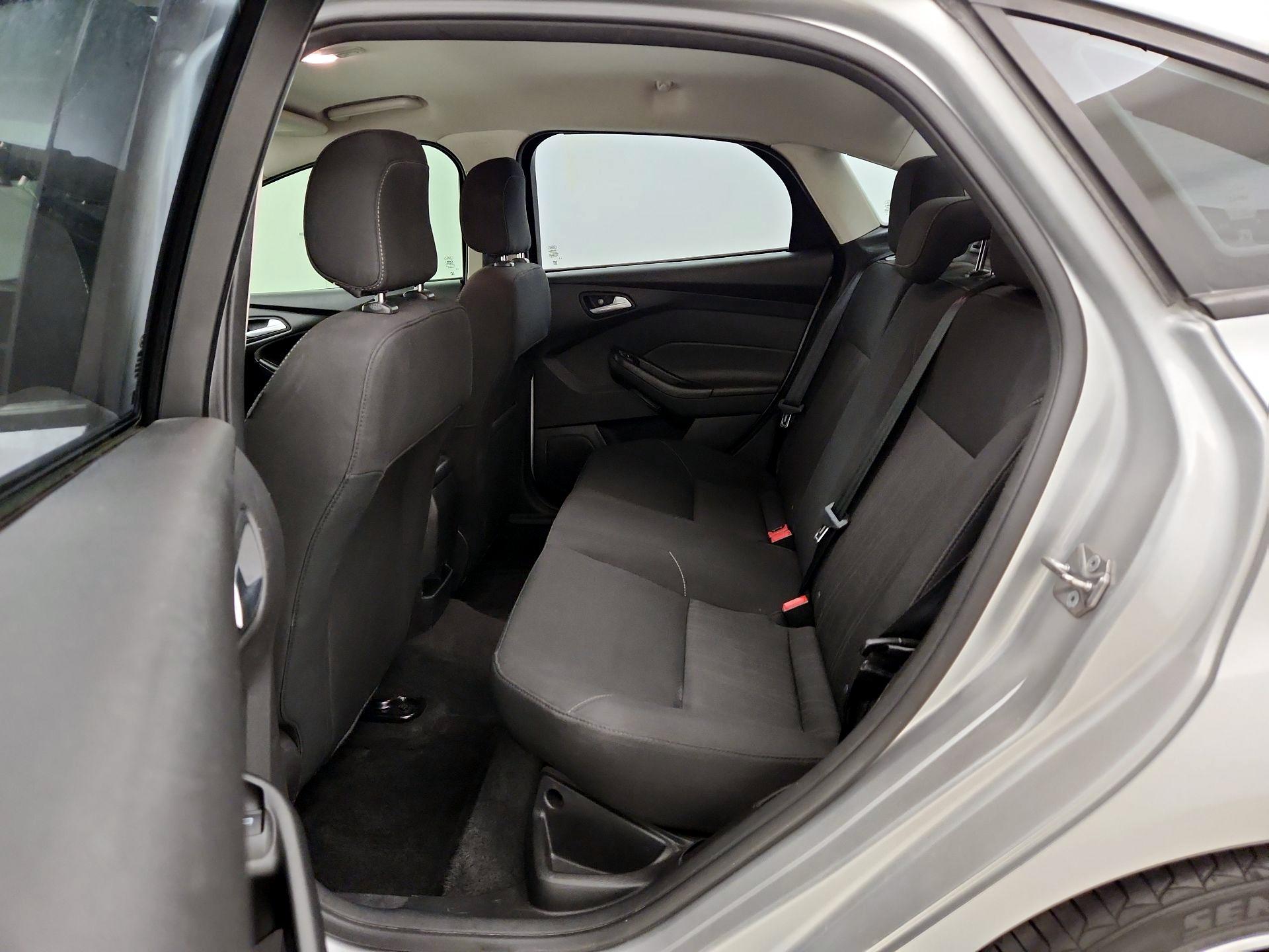 Thumbnail: 2018 Ford Focus - 19