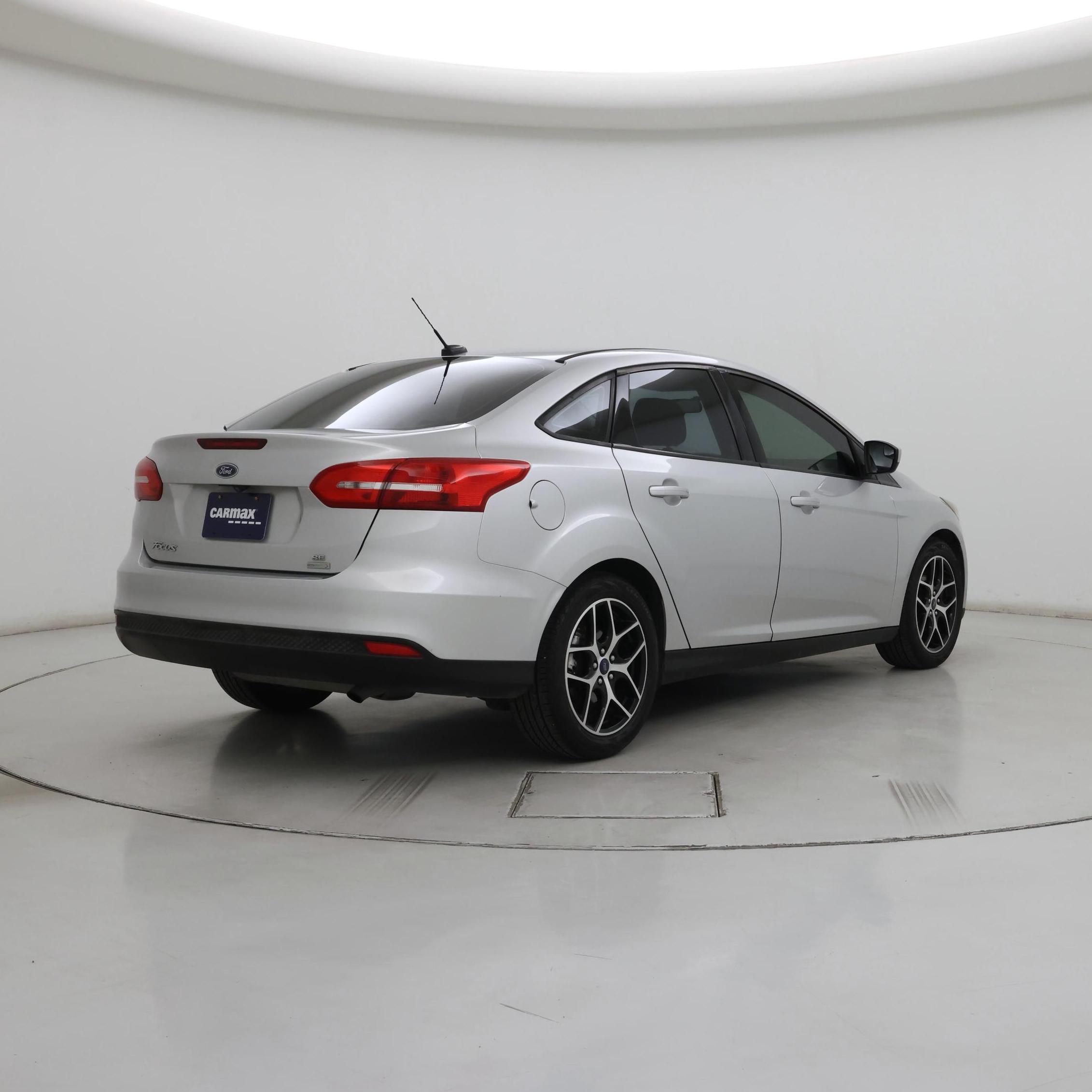 Thumbnail: 2018 Ford Focus - 8