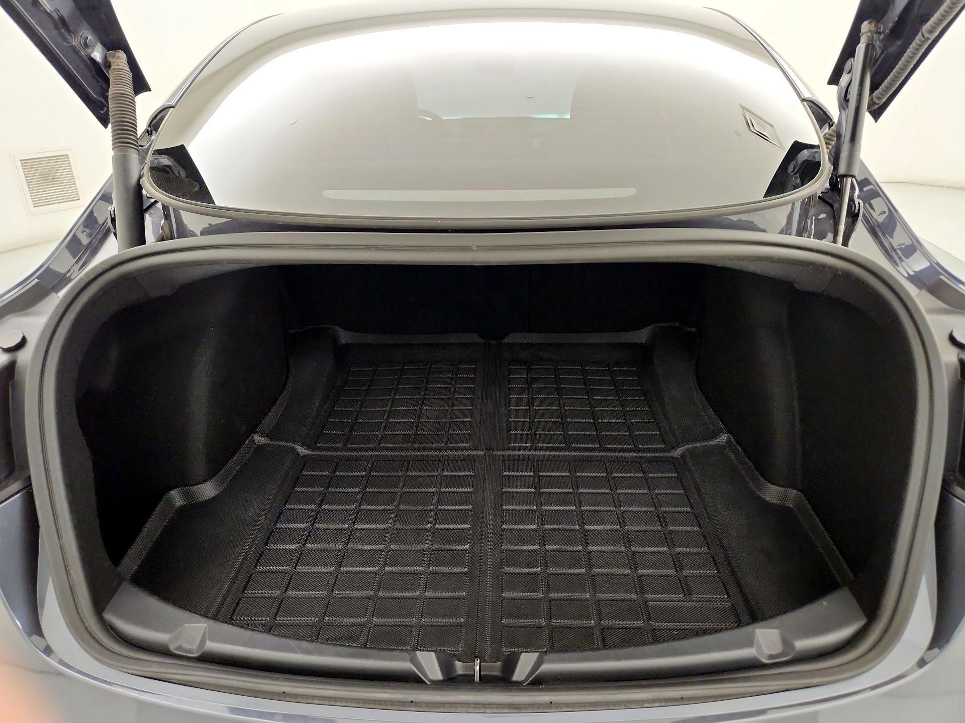 Thumbnail: 2023 Tesla Model 3 - 20