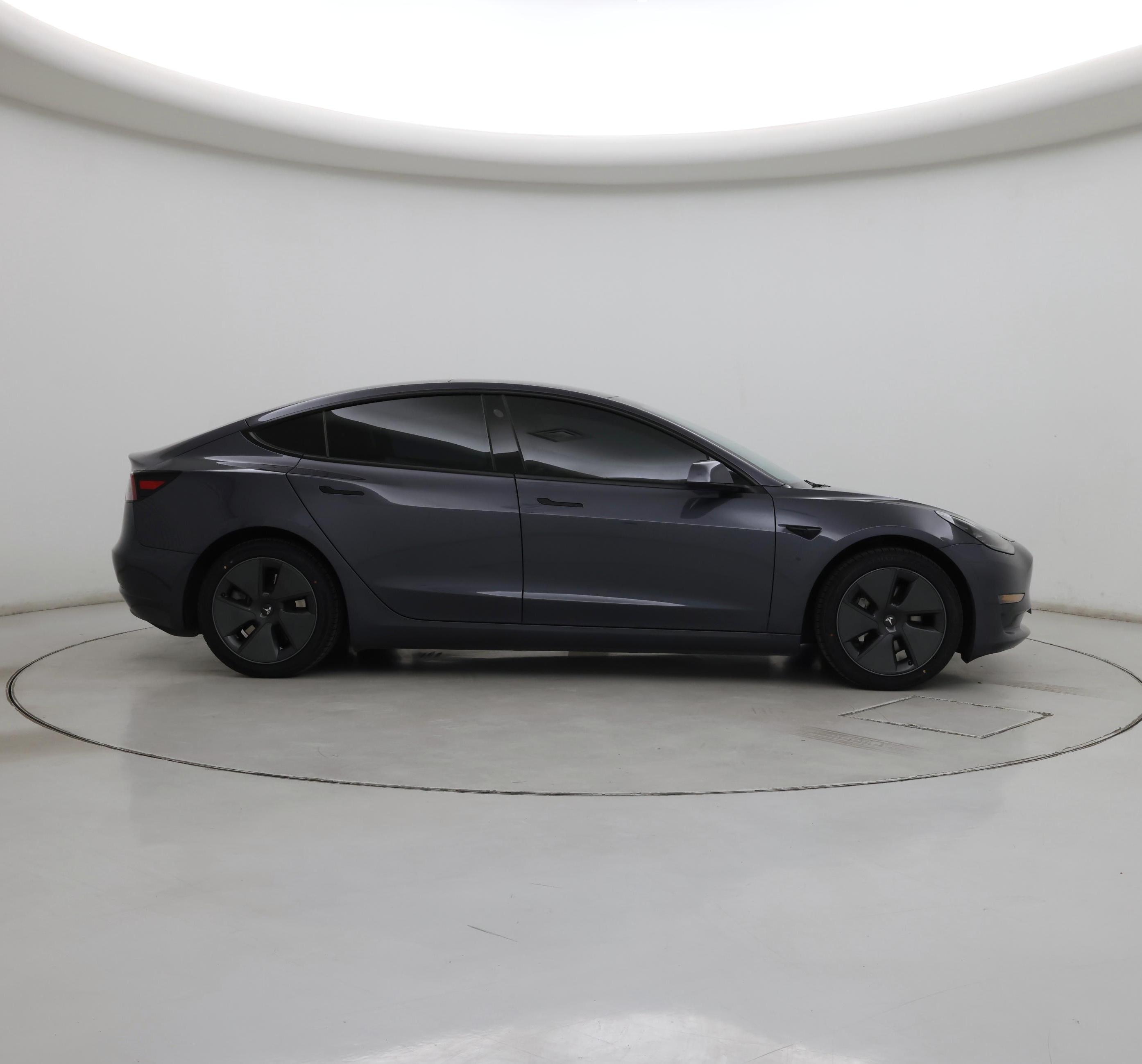 Thumbnail: 2023 Tesla Model 3 - 7