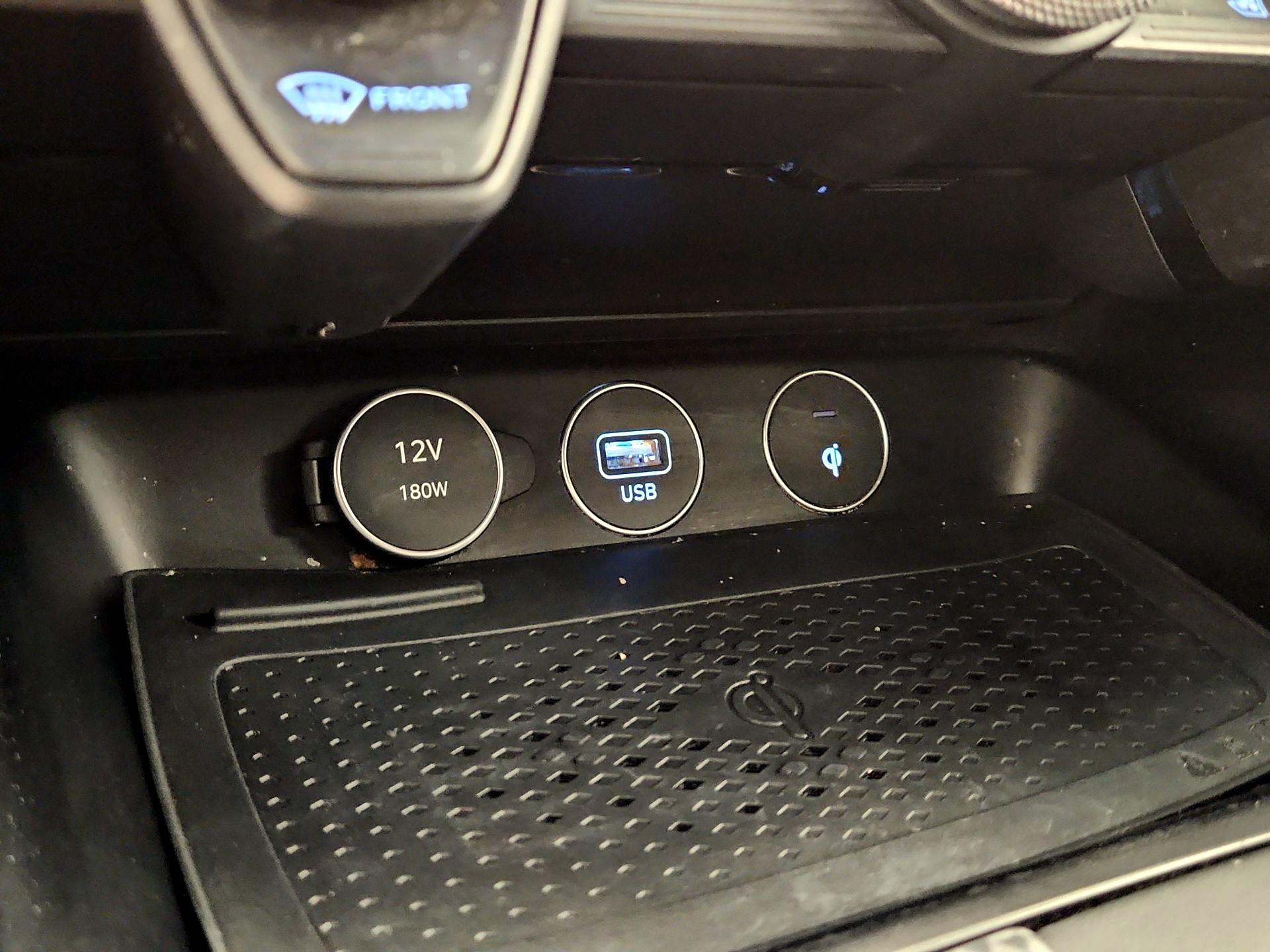 Thumbnail: 2023 Genesis G70 - 19