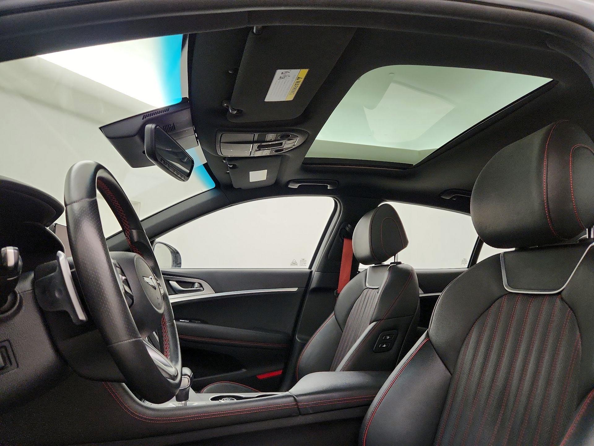 Thumbnail: 2023 Genesis G70 - 20
