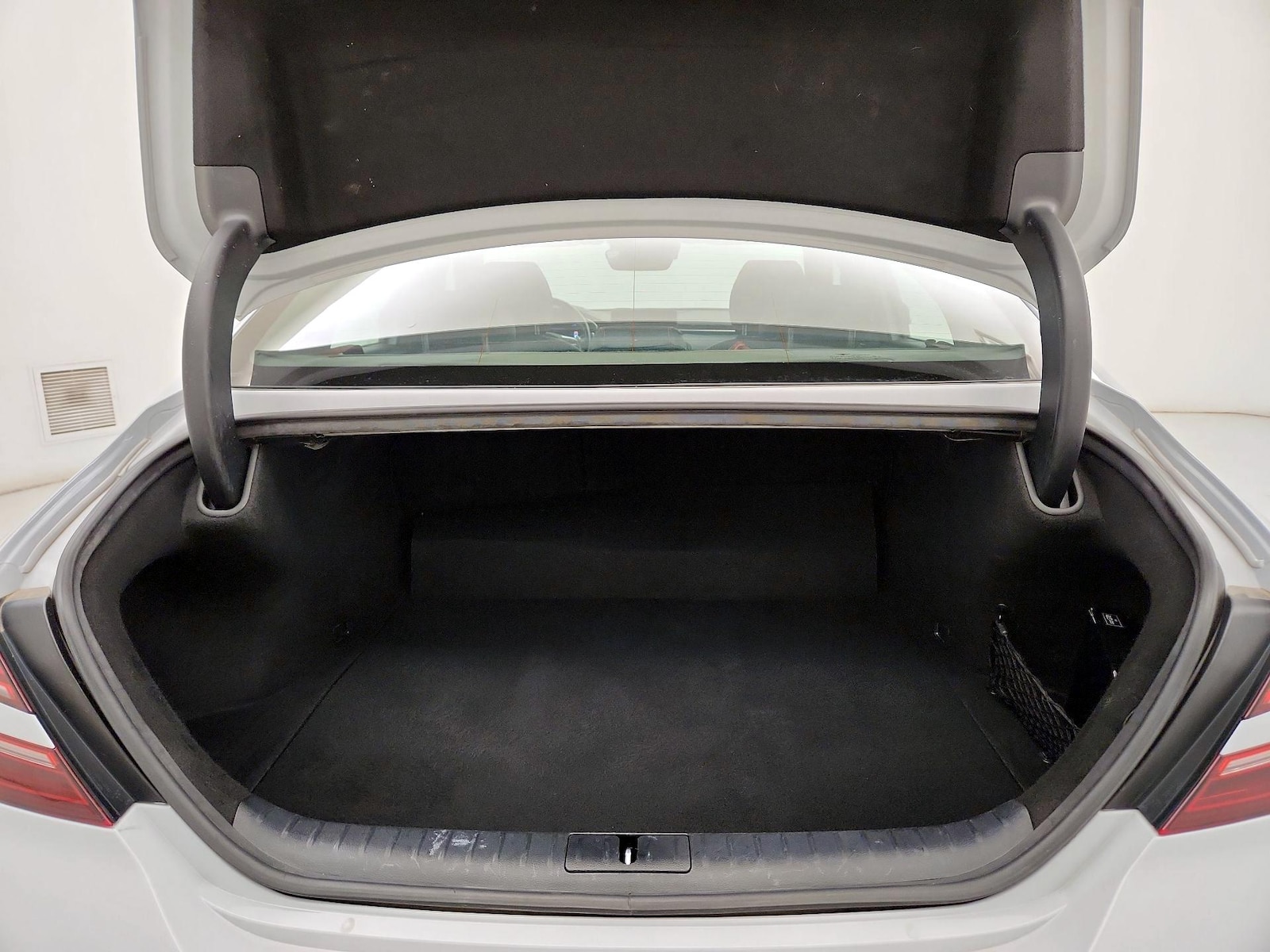 2023 GENESIS G70 Standard - Photo 23