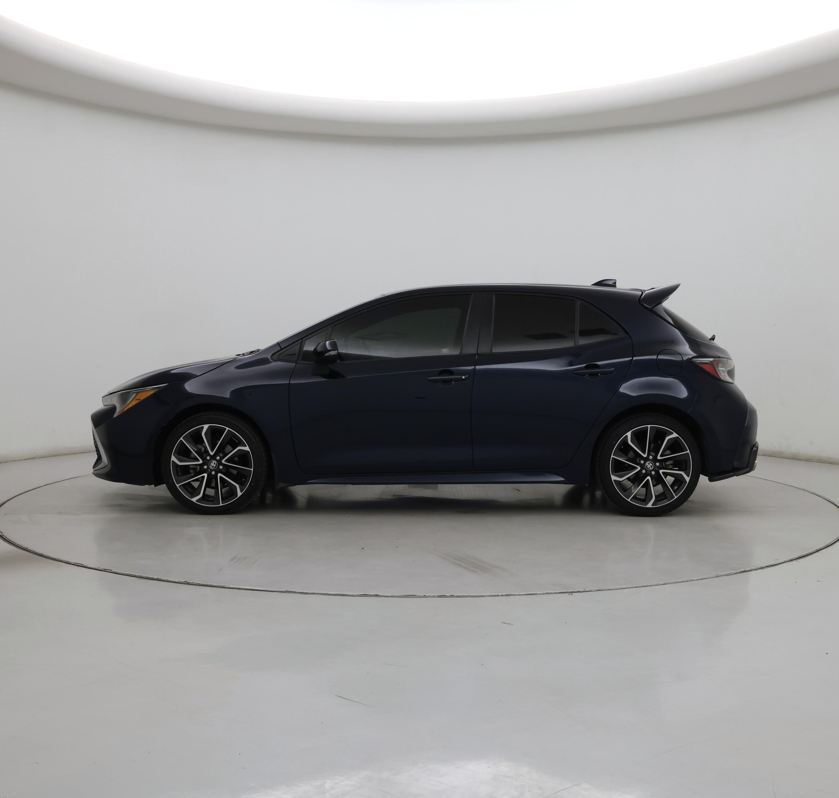 Thumbnail: 2021 Toyota Corolla - 3
