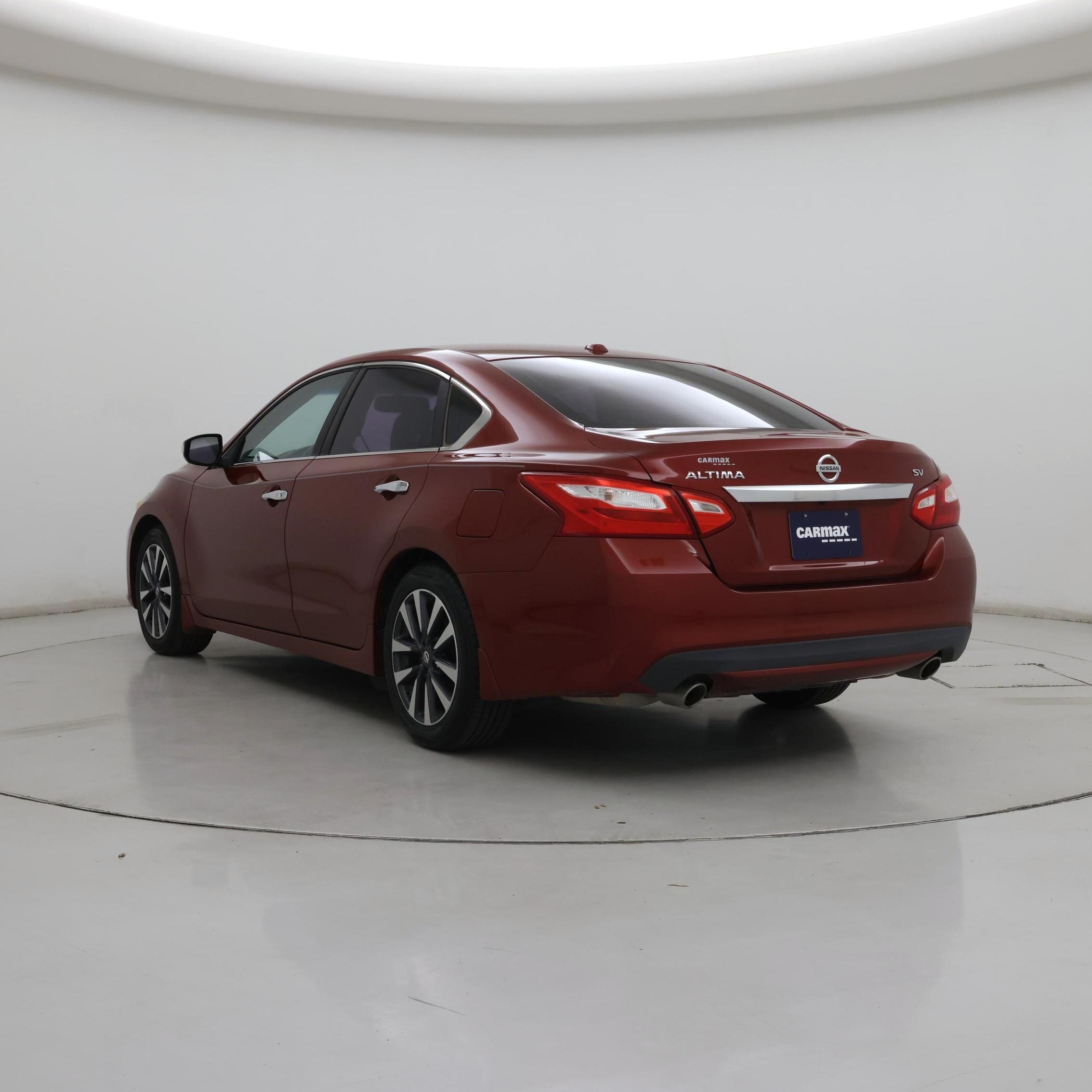 Thumbnail: 2017 Nissan Altima - 2