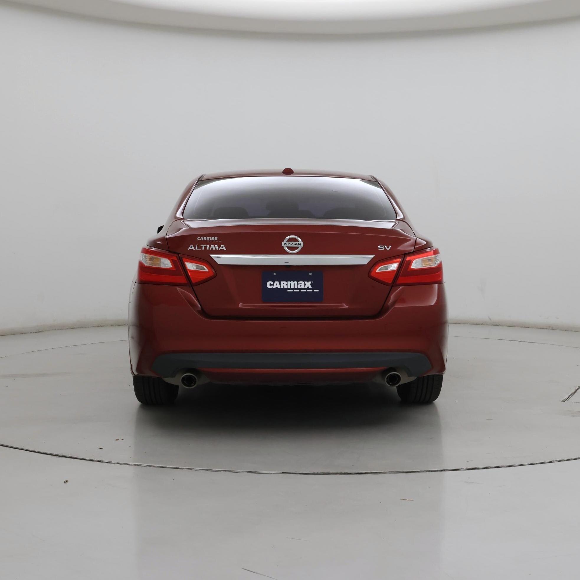 Thumbnail: 2017 Nissan Altima - 6