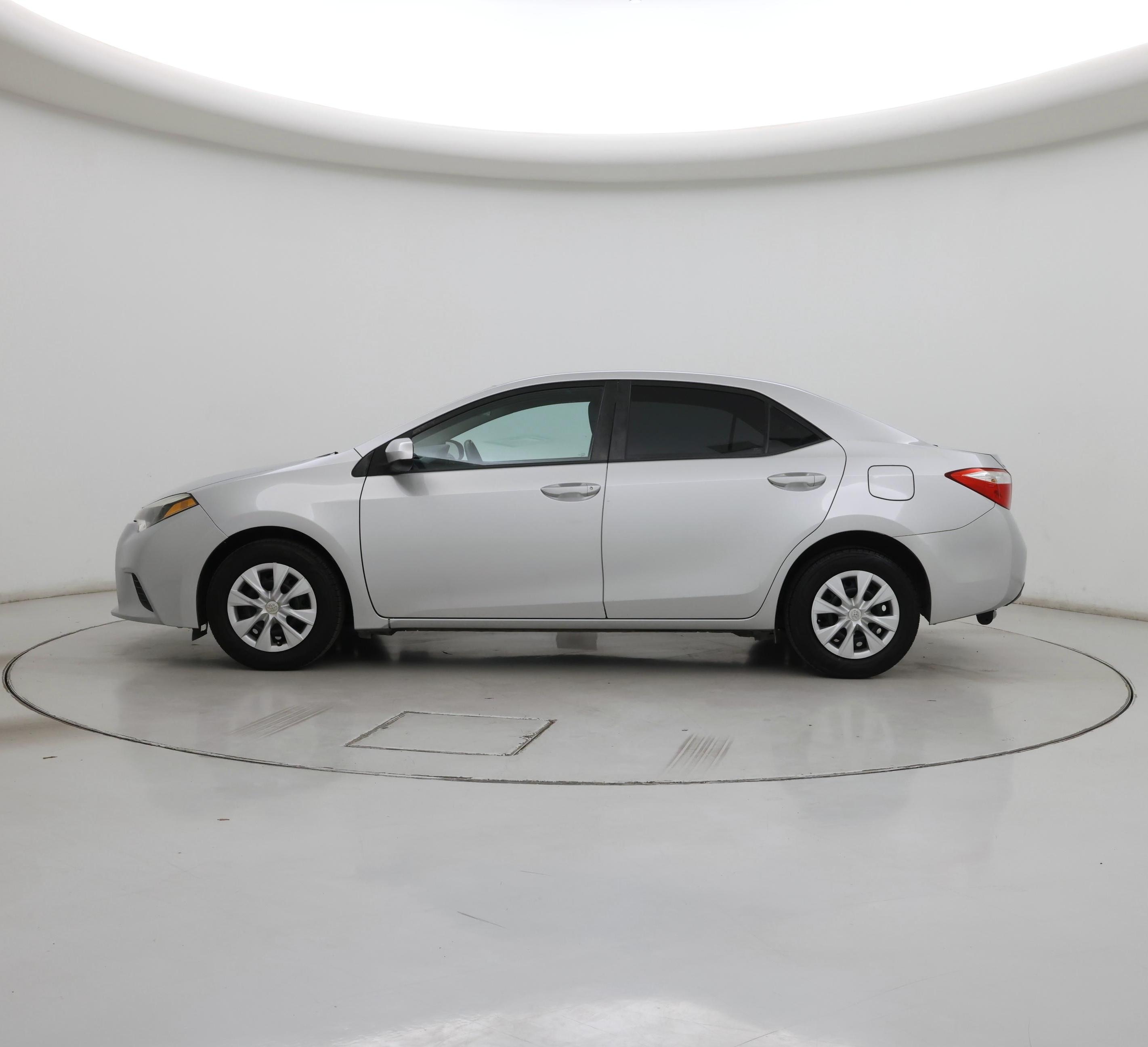 Thumbnail: 2016 Toyota Corolla - 3