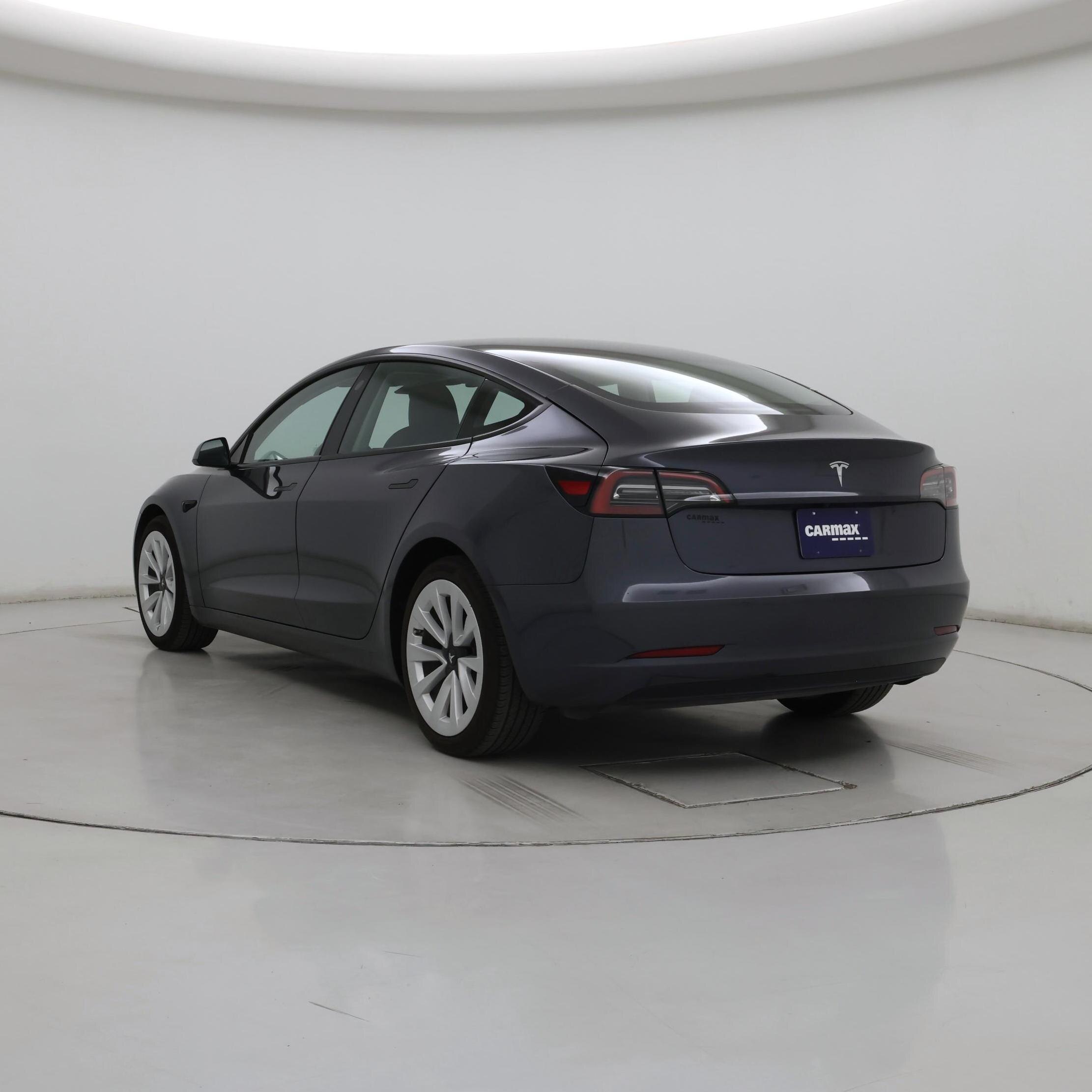 Thumbnail: 2023 Tesla Model 3 - 2