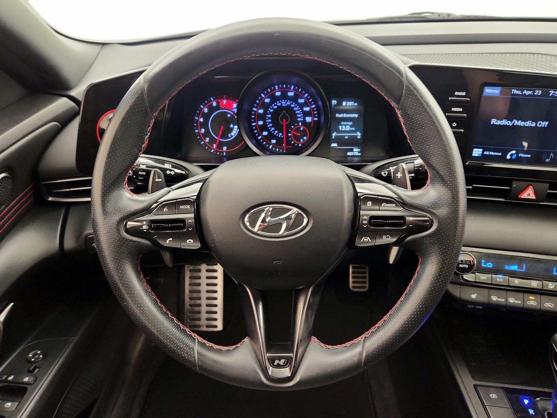 Thumbnail: 2022 Hyundai Elantra - 10